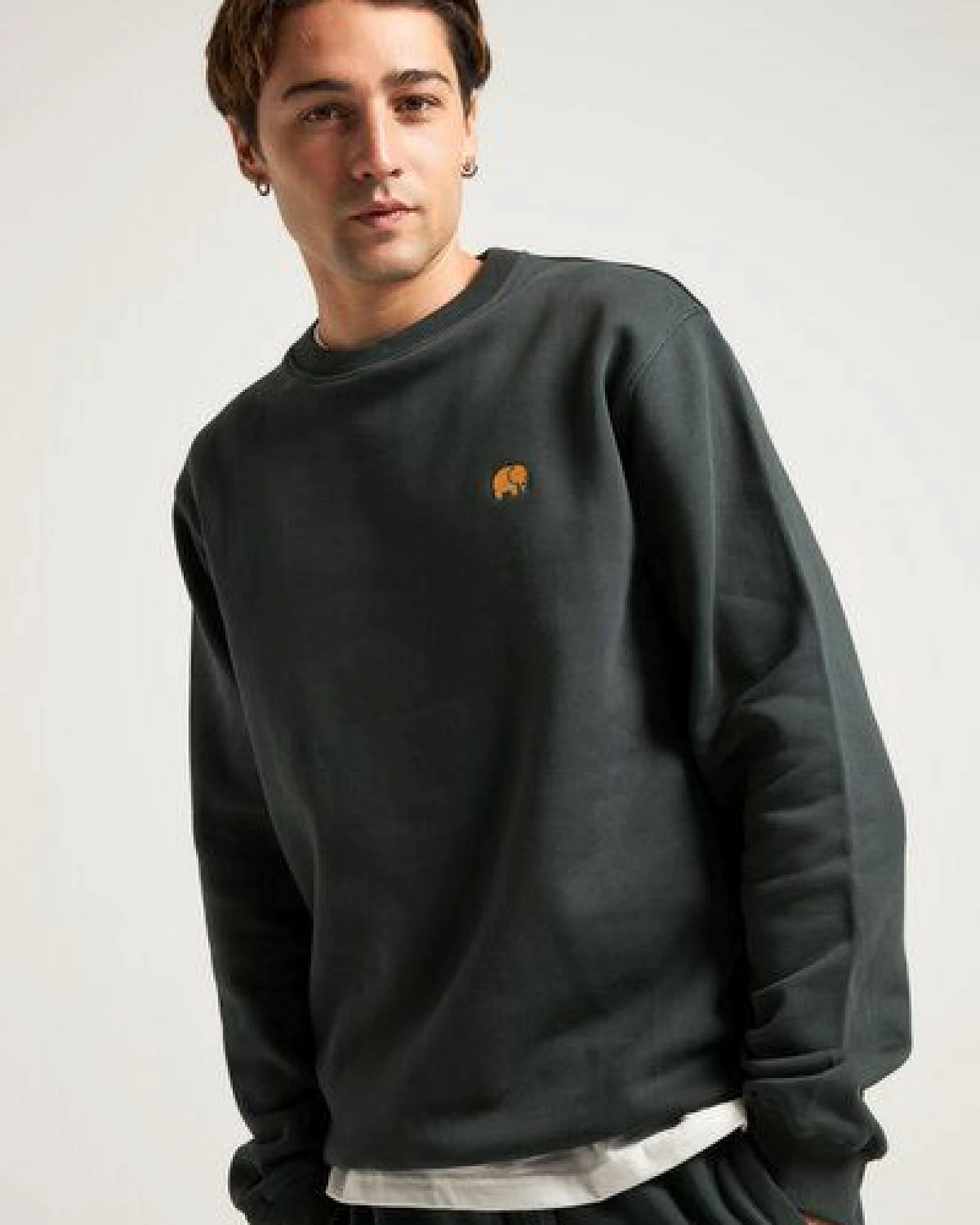 Trendsplant Organic Essential Sweatshirt Scarab Green – Ansicht 2