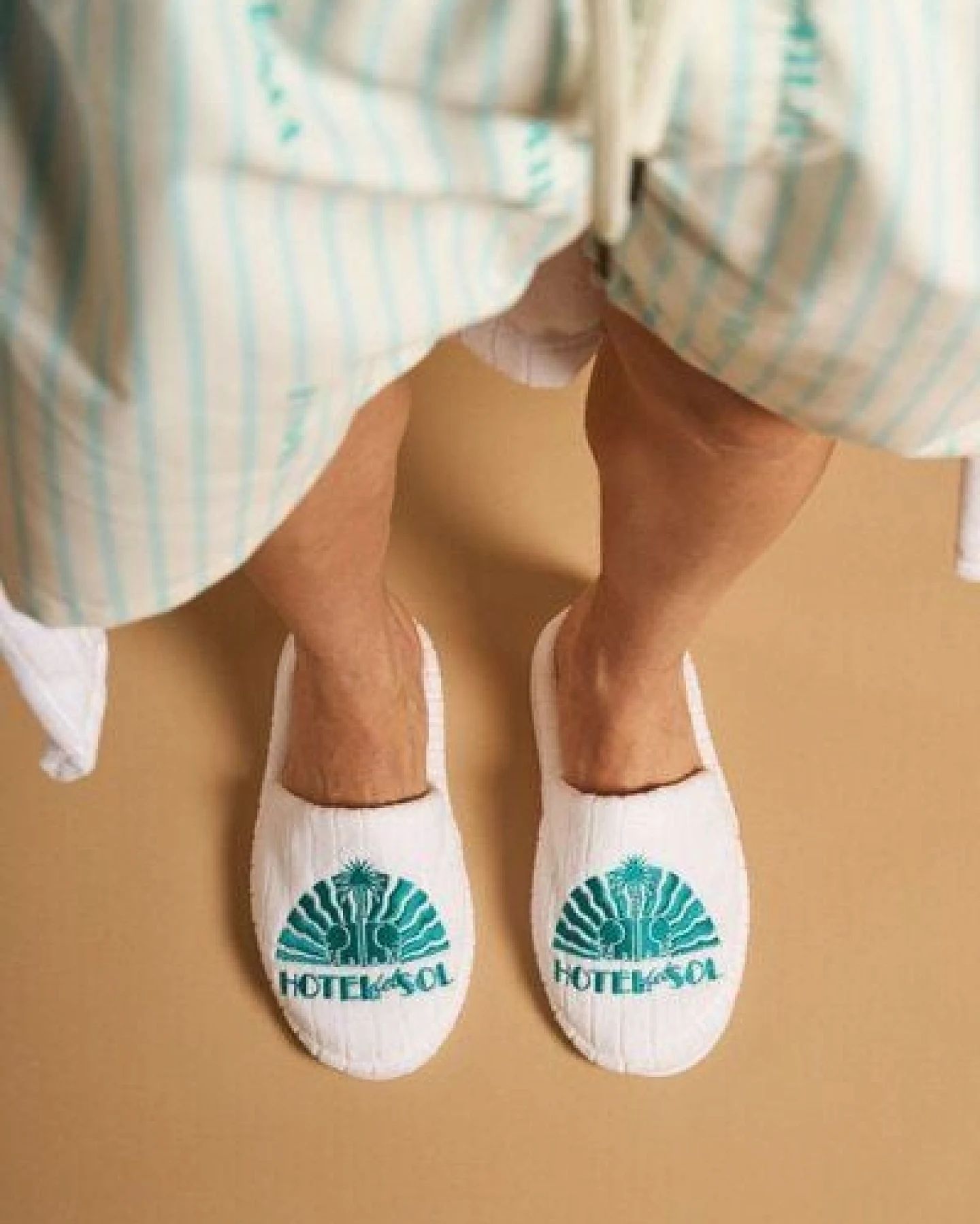 Trendsplant x Antonyo Marest Hotel del Sol Slippers White – Ansicht 4