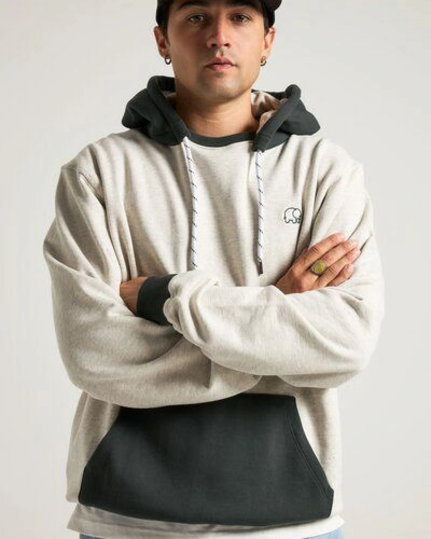 Trendsplant The Hooded Oversized Sweatshirt Warm Heather Grey/Scarab – Ansicht 3