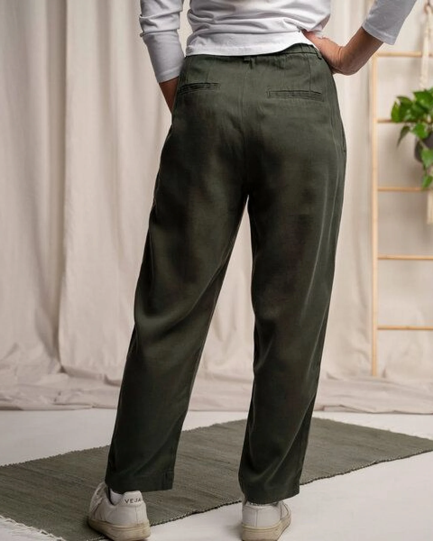 Vresh Clothing Vabia V1 - Slacks aus TENCEL (TM) Lyocell – Ansicht 2