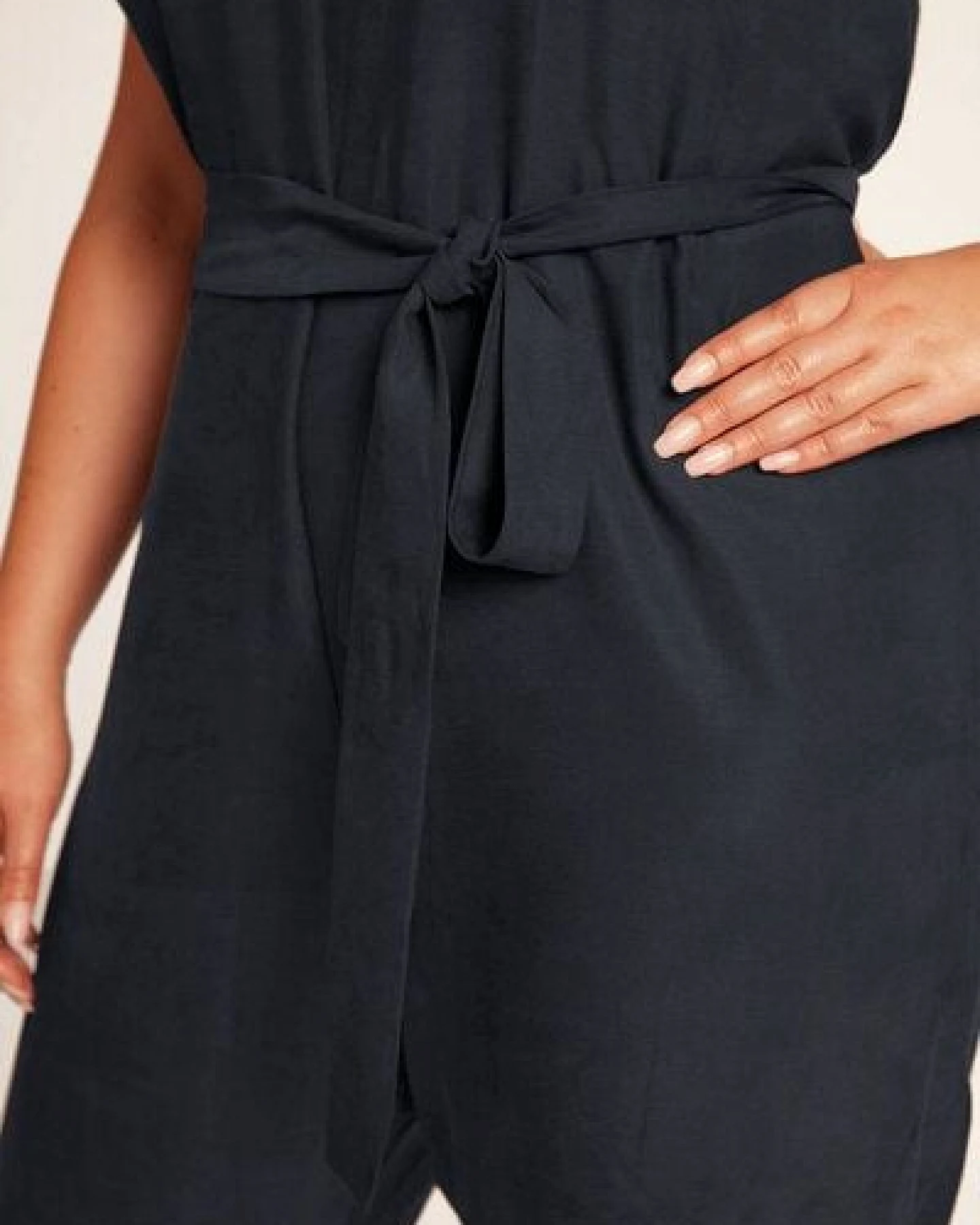 WiDDA berlin Modischer Overall ENIBAS aus TENCEL® in zwei Farbvarianten – Ansicht 3