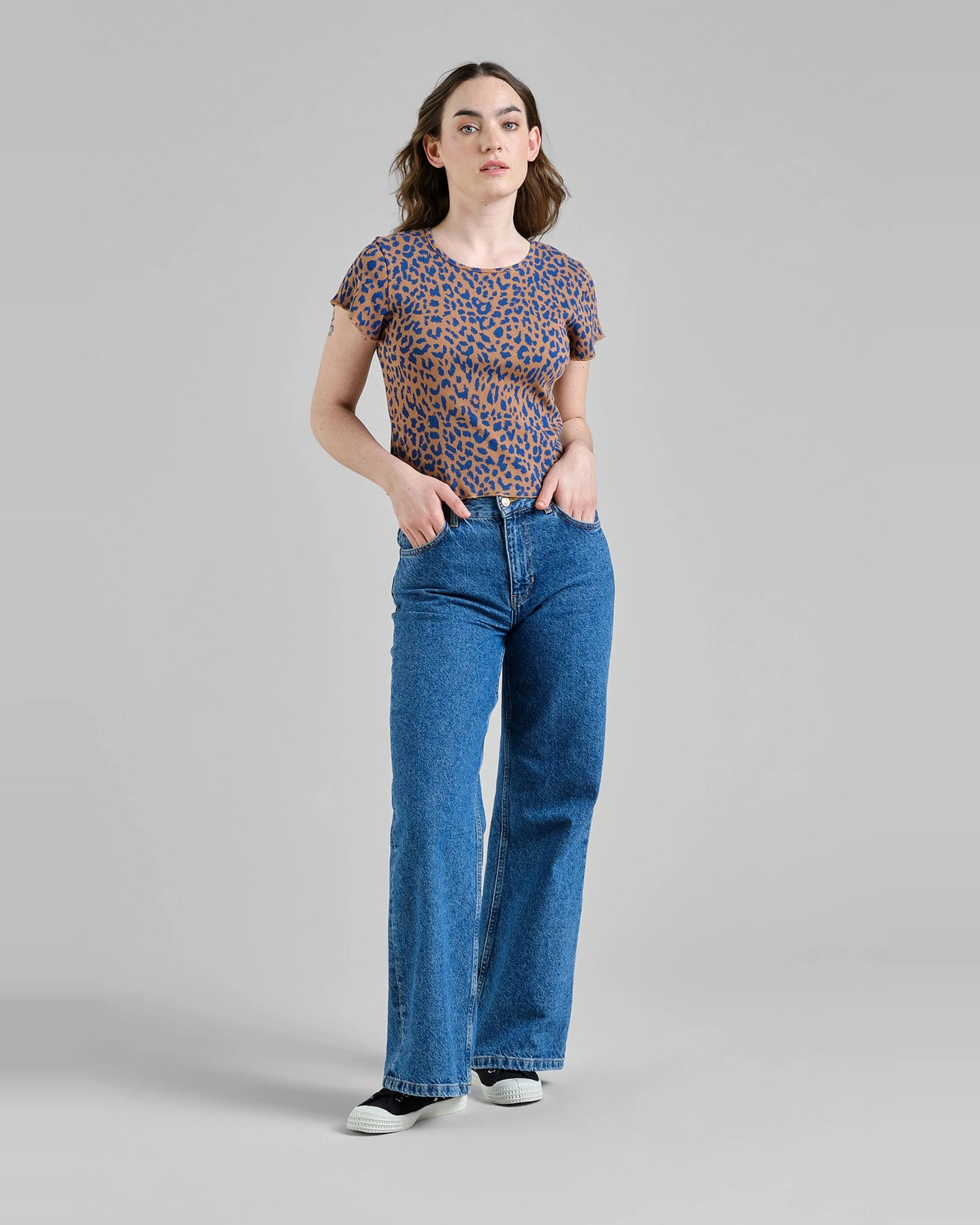 T-Shirt Ven Rib Leopard Light Brown – Ansicht 4