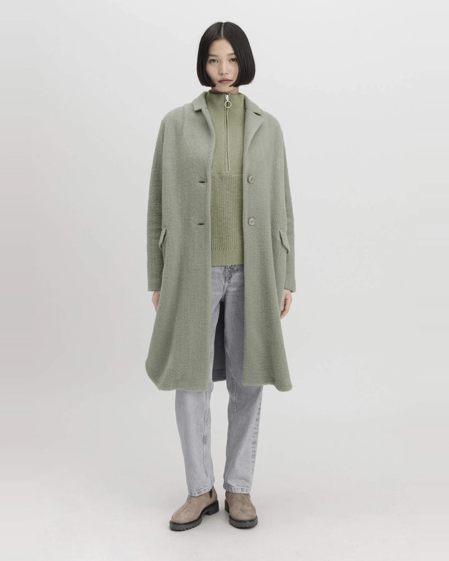 hessnatur Damen Wollfleece Mantel Regular aus Bio-Merinowolle mit Bio-Baumwolle - grün - Größe 38 – Ansicht 3