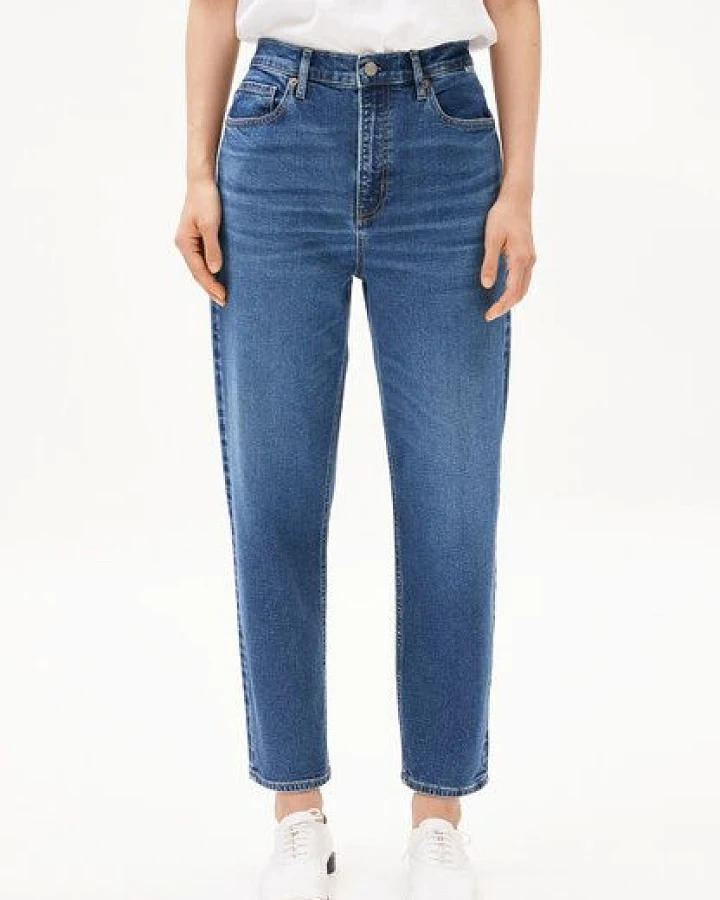 ARMEDANGELS MAIRAA Damen Mom Jeans recycelter Baumwoll Mix Comfort Stretch