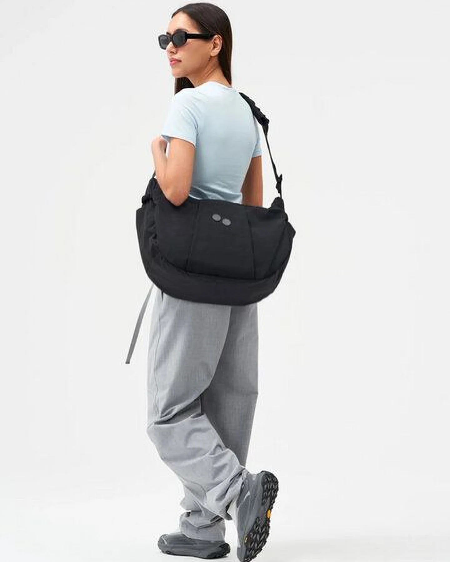 pinqponq Crossbody Bag Krumm Large – Ansicht 2