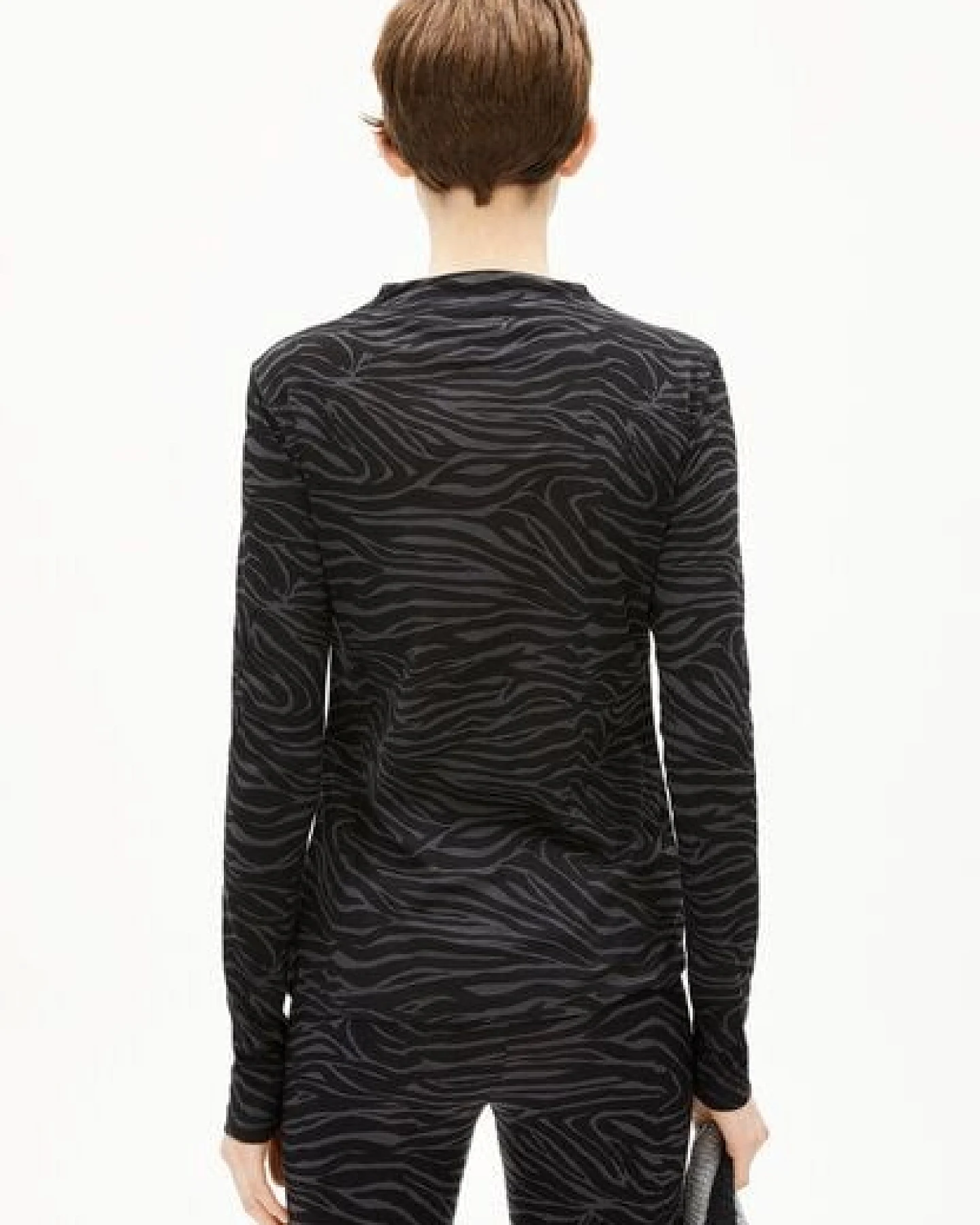 ARMEDANGELS CALUNAA ZEBRARAA Damen Longsleeve aus Bio-Baumwolle – Ansicht 2