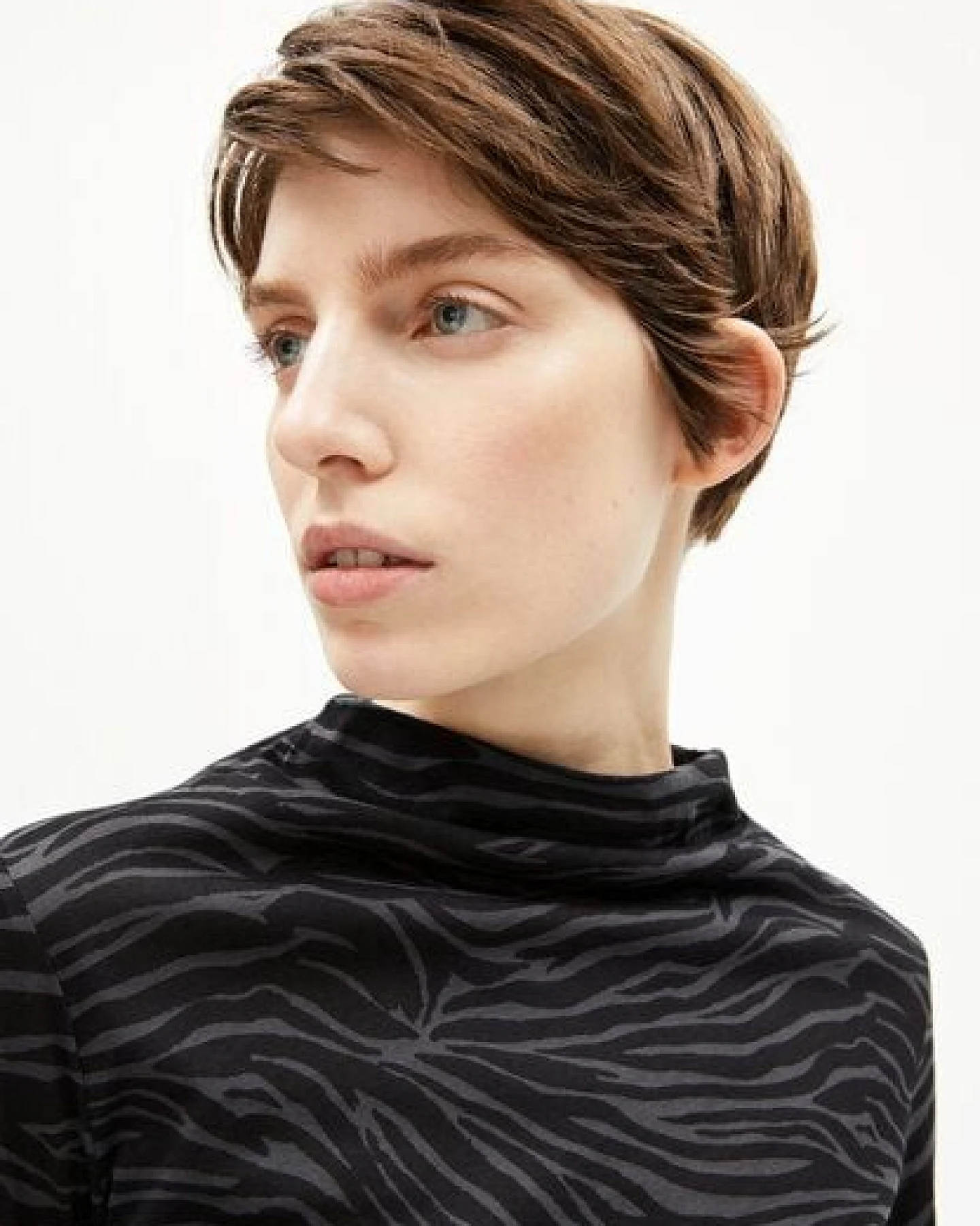 ARMEDANGELS CALUNAA ZEBRARAA Damen Longsleeve aus Bio-Baumwolle – Ansicht 3