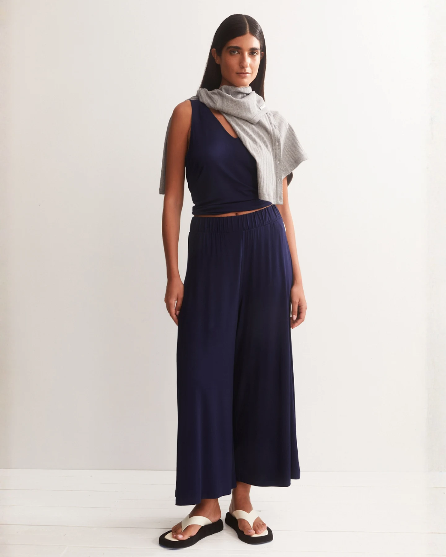 Armedangels Cropped Jersey Pants - Tinted Navy M – Ansicht 5