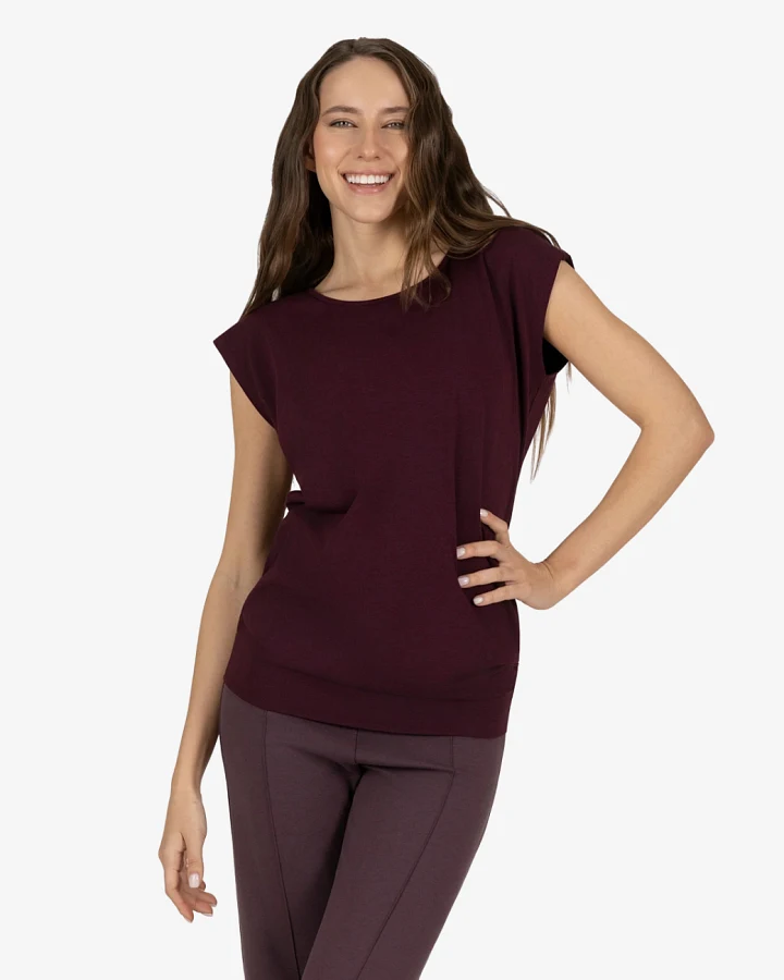 Urban Goddess Asana Tee - Fig M/L