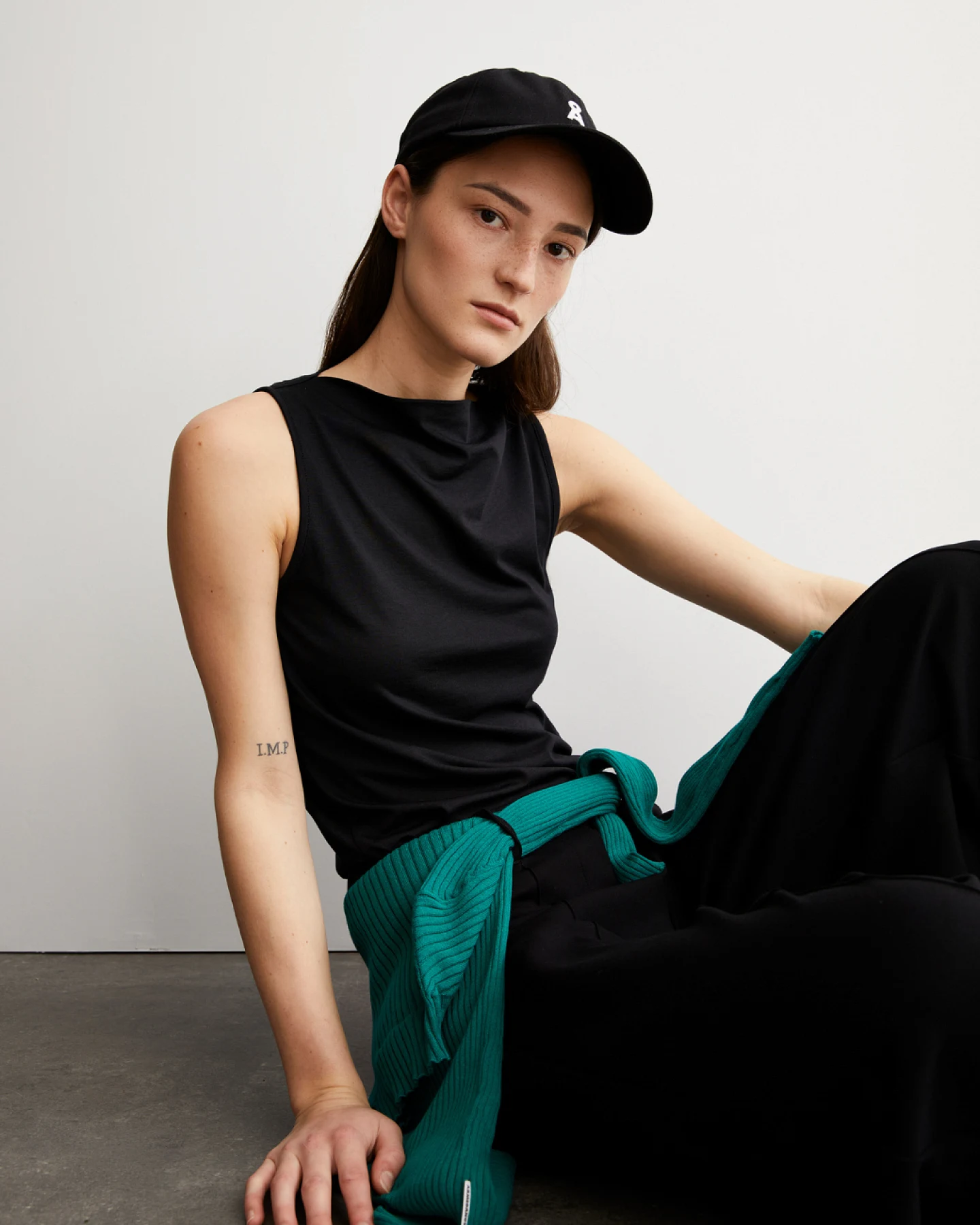 Armedangels Top LAMINIAA - black M – Ansicht 2