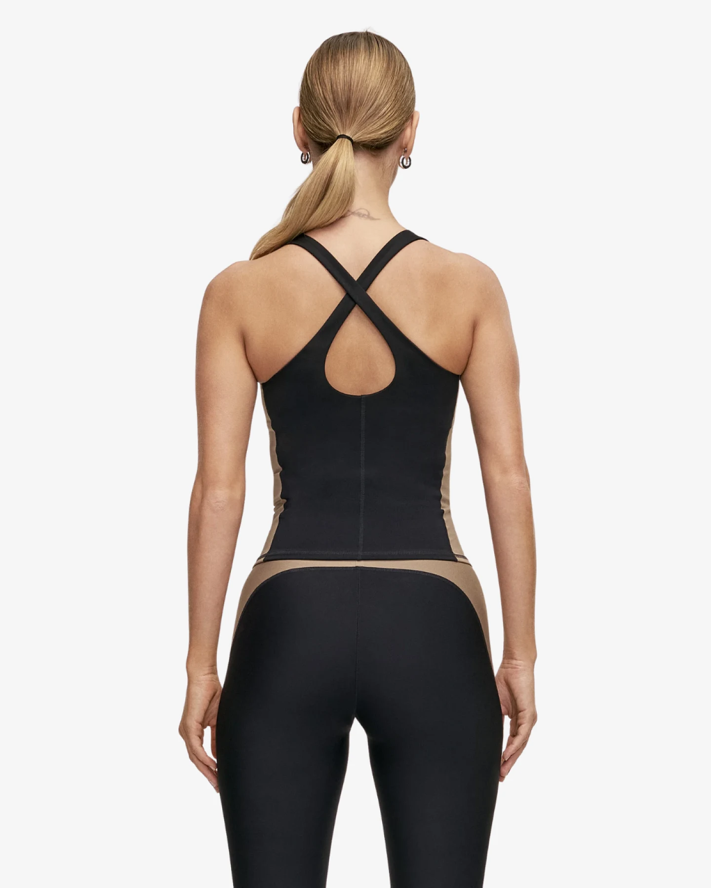 Casall Shaped Block Built-in Bra Tank - Black M – Ansicht 4