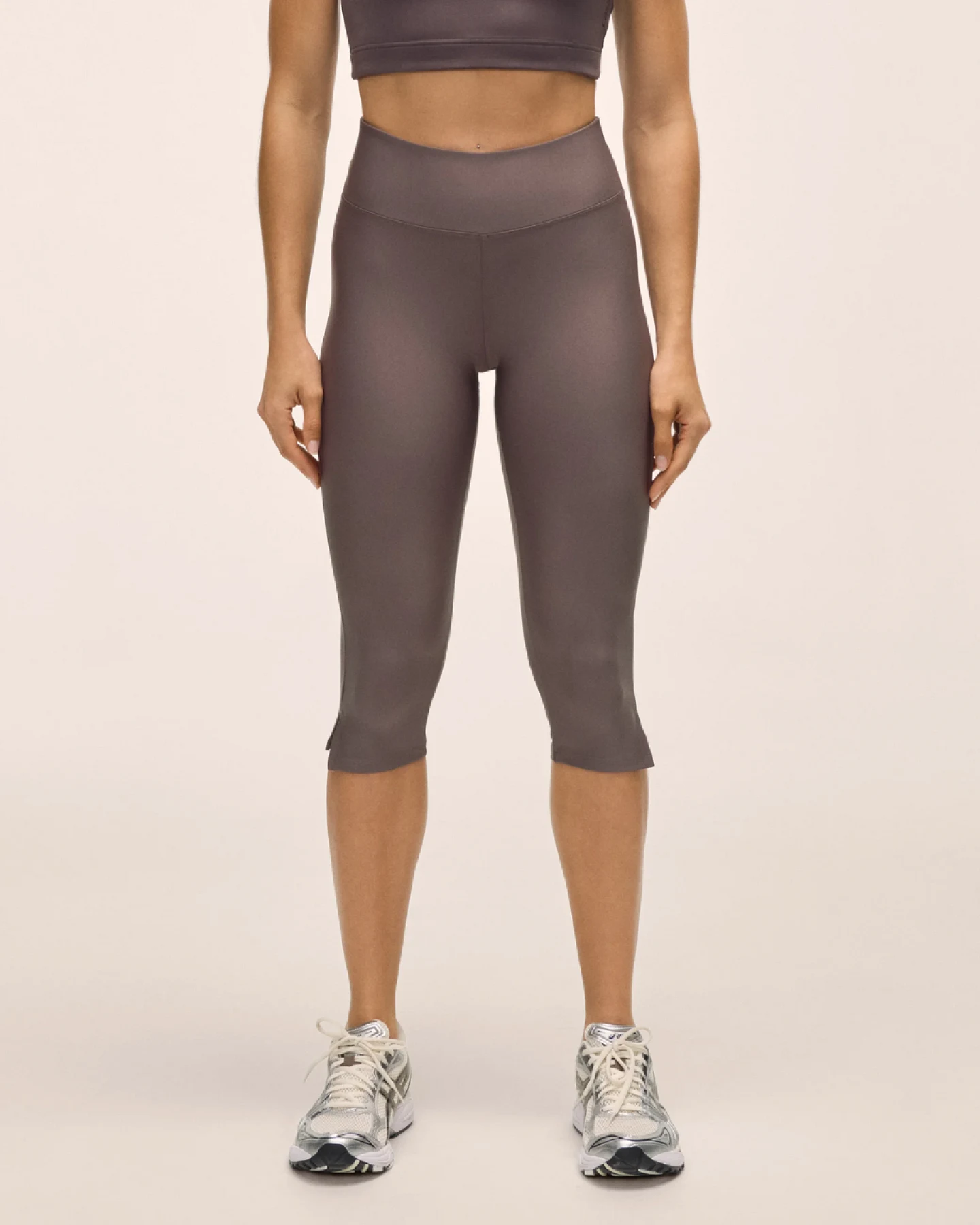 Casall Capri Slit Regular Waist Tights Dark Grey S – Ansicht 2