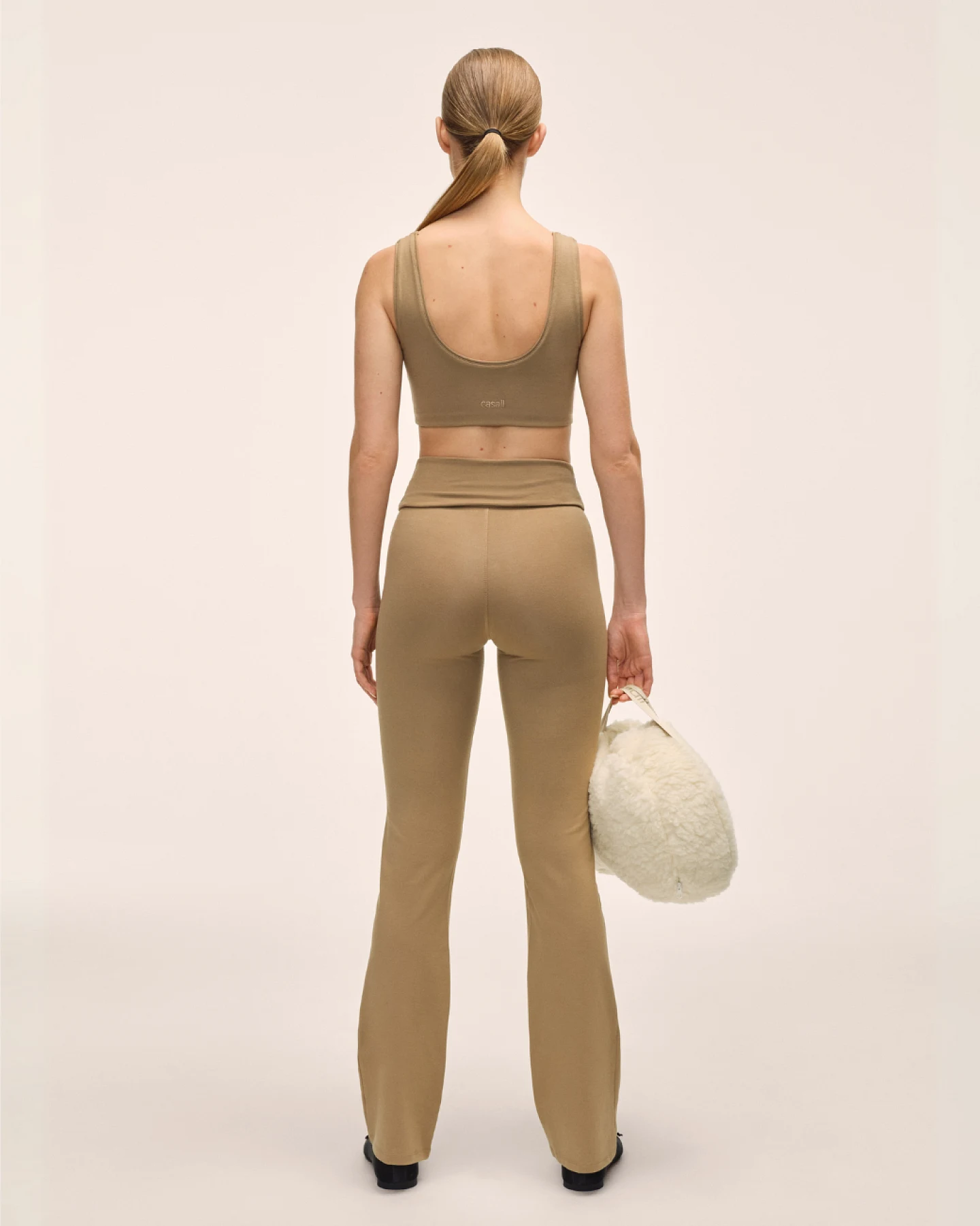 Casall Sublime Folded Flare Pants Light Khaki L – Ansicht 2