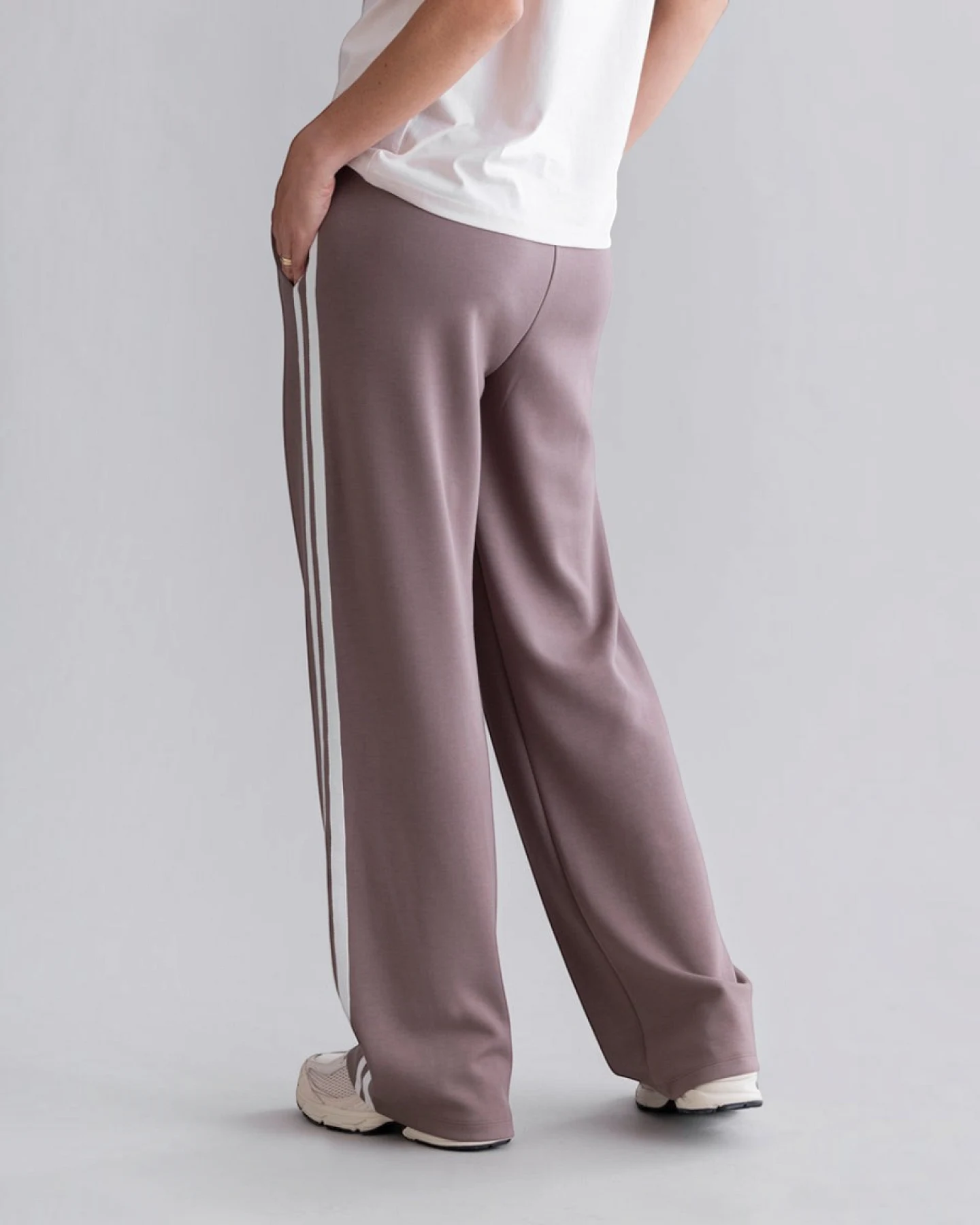 Hey Honey Lounge Trackpants - Taupe – Ansicht 6