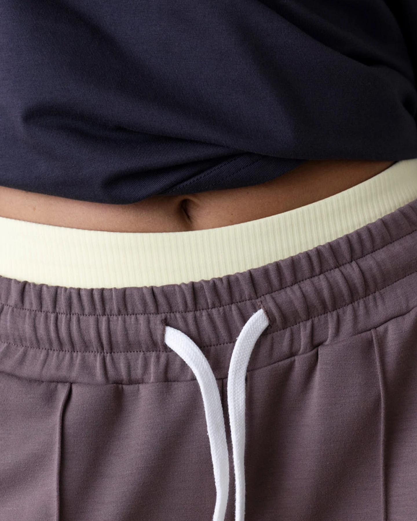 Hey Honey Lounge Trackpants - Taupe M – Ansicht 9
