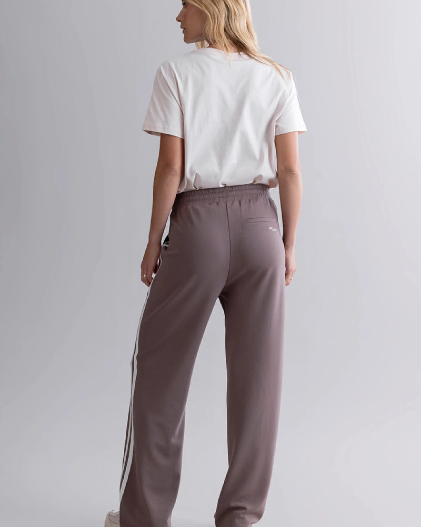 Hey Honey Lounge Trackpants - Taupe S – Ansicht 4