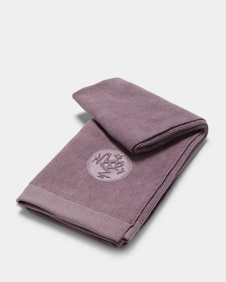 Manduka eQua® Hot Hand Towel - Elderberry
