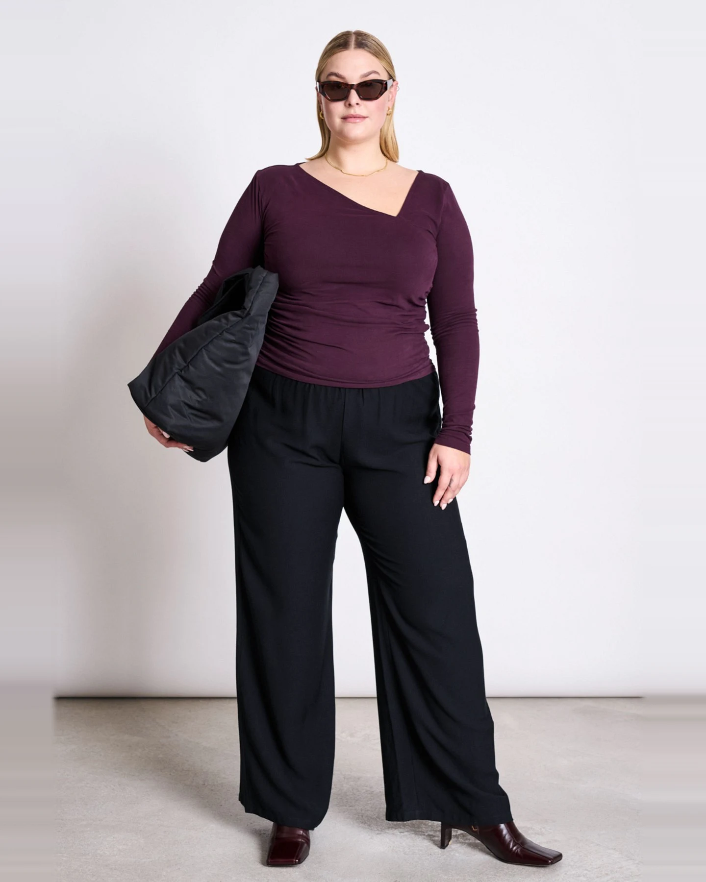 Longsleeve Asymmetrical Casma Rot – Ansicht 2
