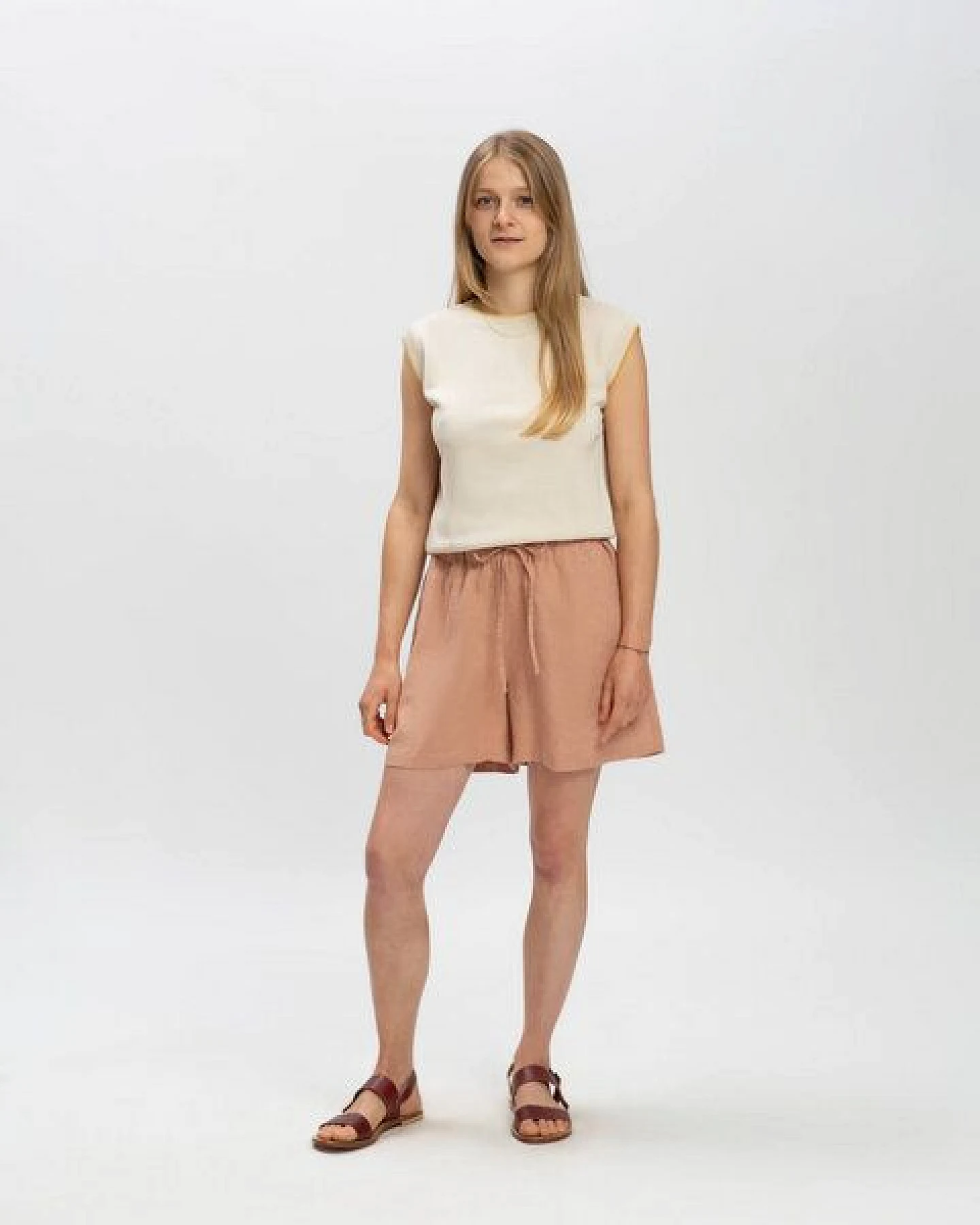 Matona Leichte Leinenshorts für Frauen / Simple Shorts – Ansicht 3