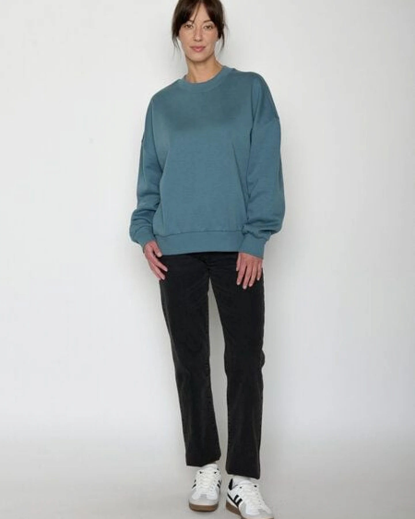 GREENBOMB Basic Core - Lässiges Sweatshirt aus Bio-Baumwolle / GOTS / Fair & Vegan – Ansicht 3