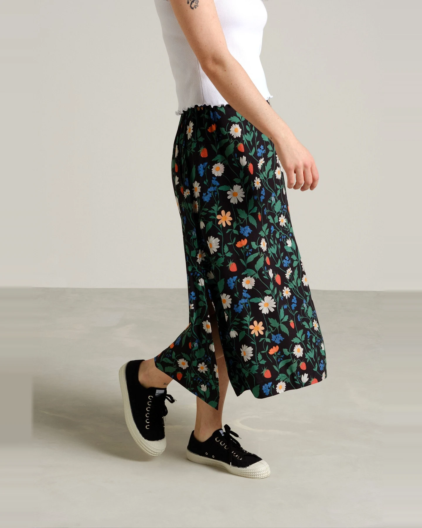 Rock Viken Strawberry Field Black – Ansicht 6