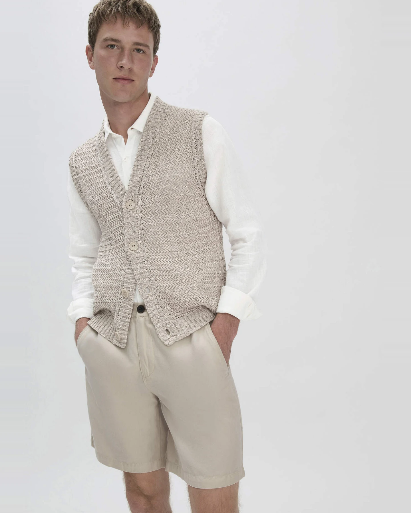 hessnatur Herren Shorts Relaxed aus Bio-Baumwolle mit Leinen - beige - Größe 31 – Ansicht 4