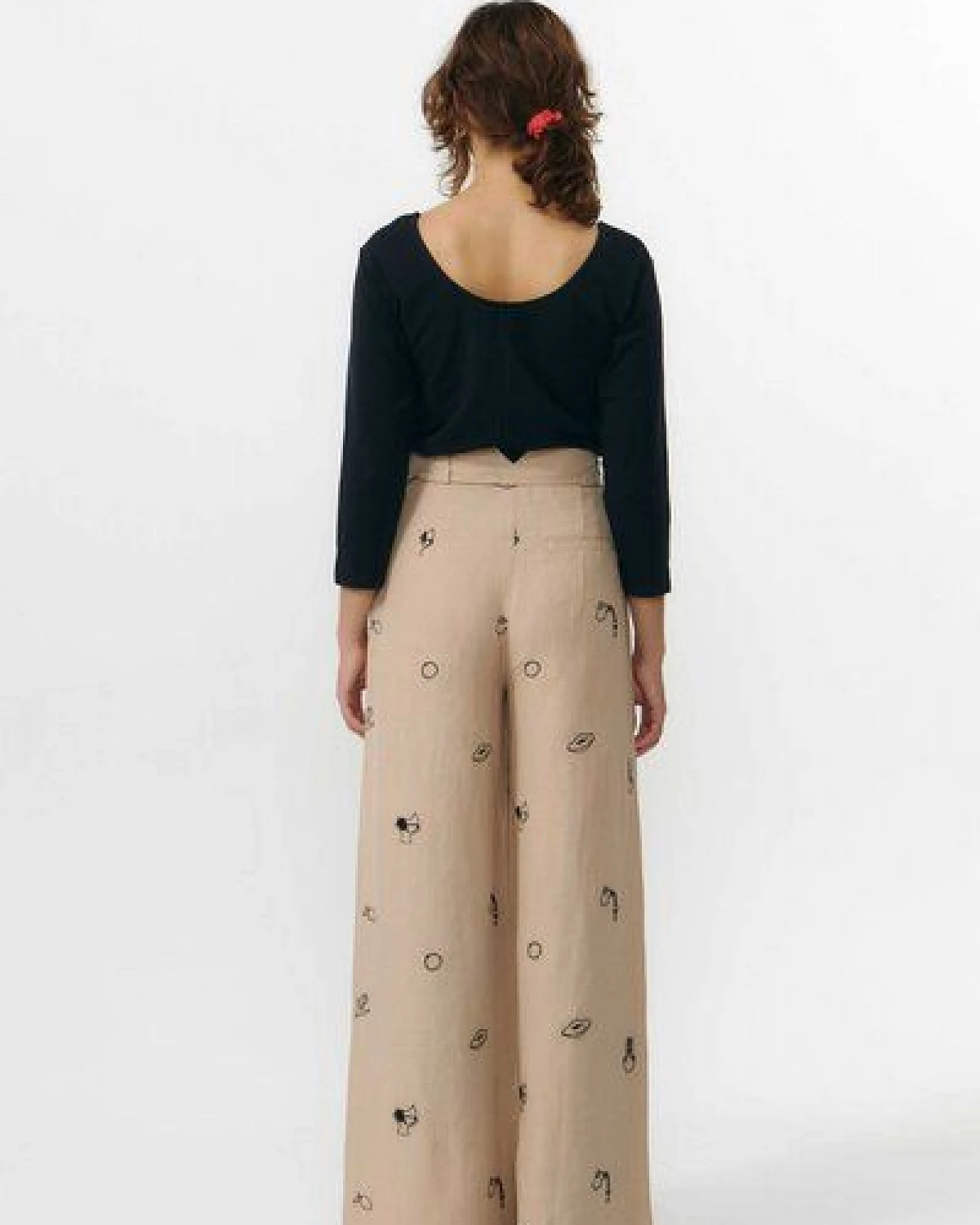 Suite13lab Damenhose RAMALA bestickt – Ansicht 4
