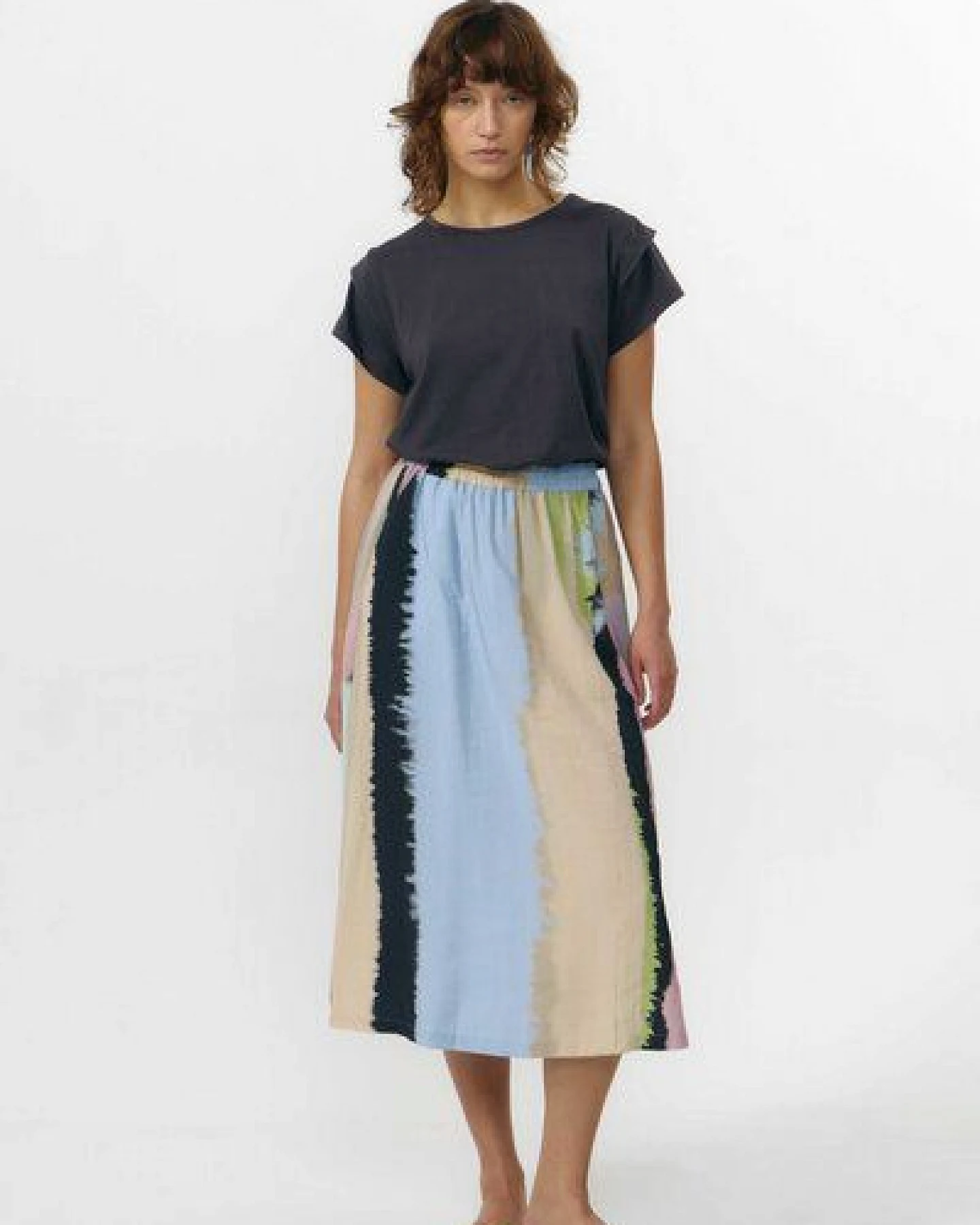 Suite13lab Damen-Midirock ADAJA im Ones-Print – Ansicht 2