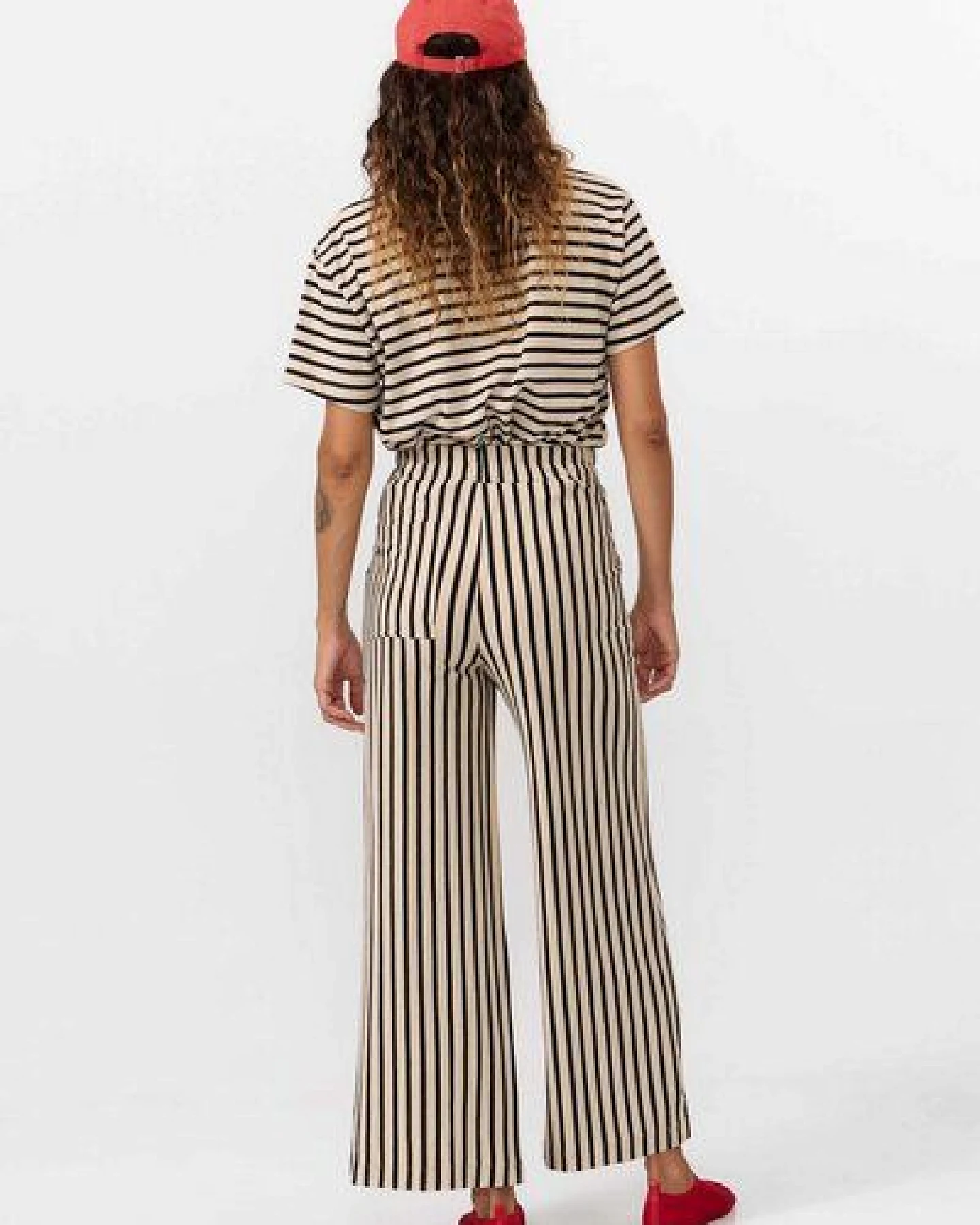 Suite13lab PALAU HOSE – Ansicht 3