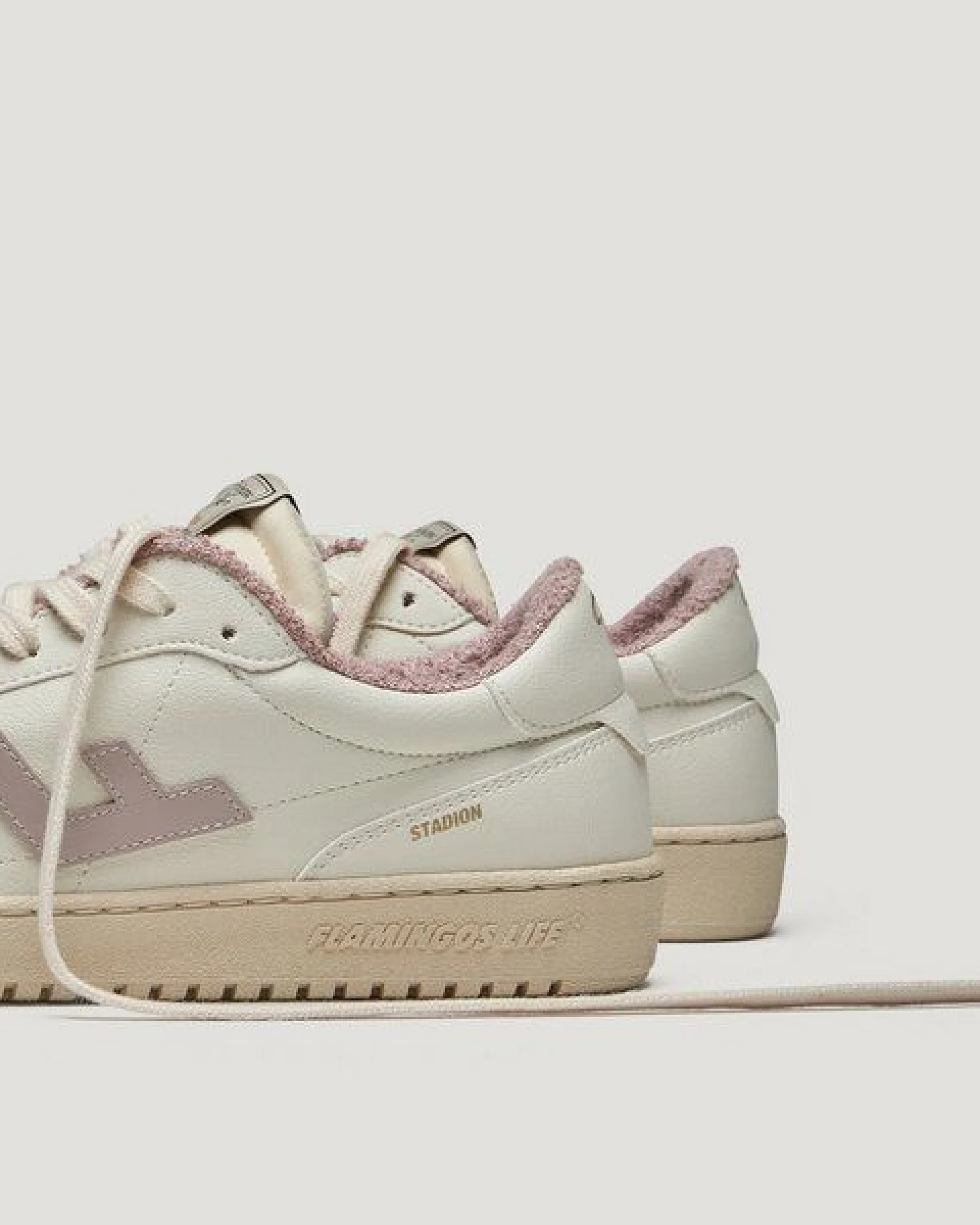 Flamingos' Life Sneaker - Stadion Gesso Muave – Ansicht 4