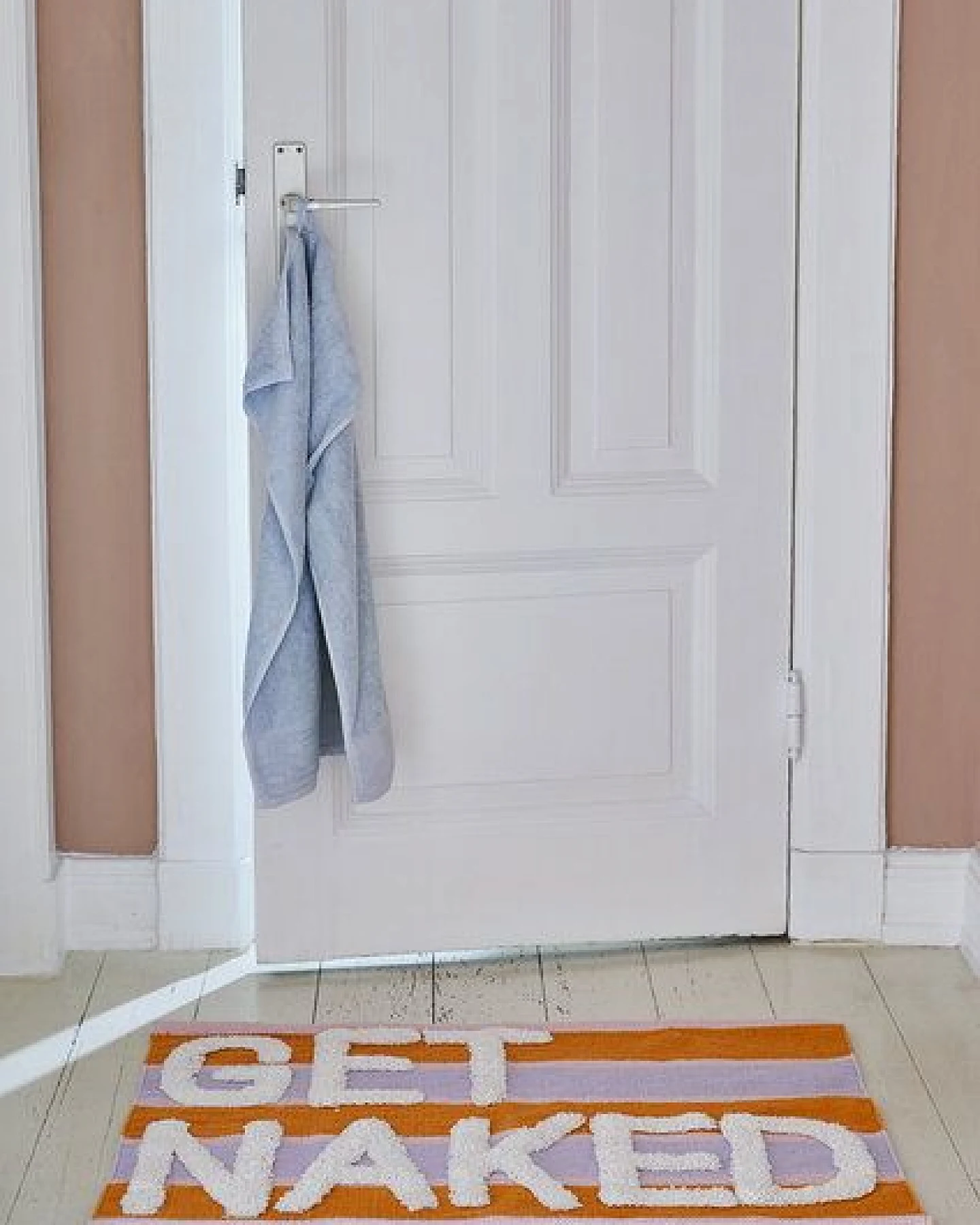 liv interior Hand-getüftete Badematte NAKED – Ansicht 3