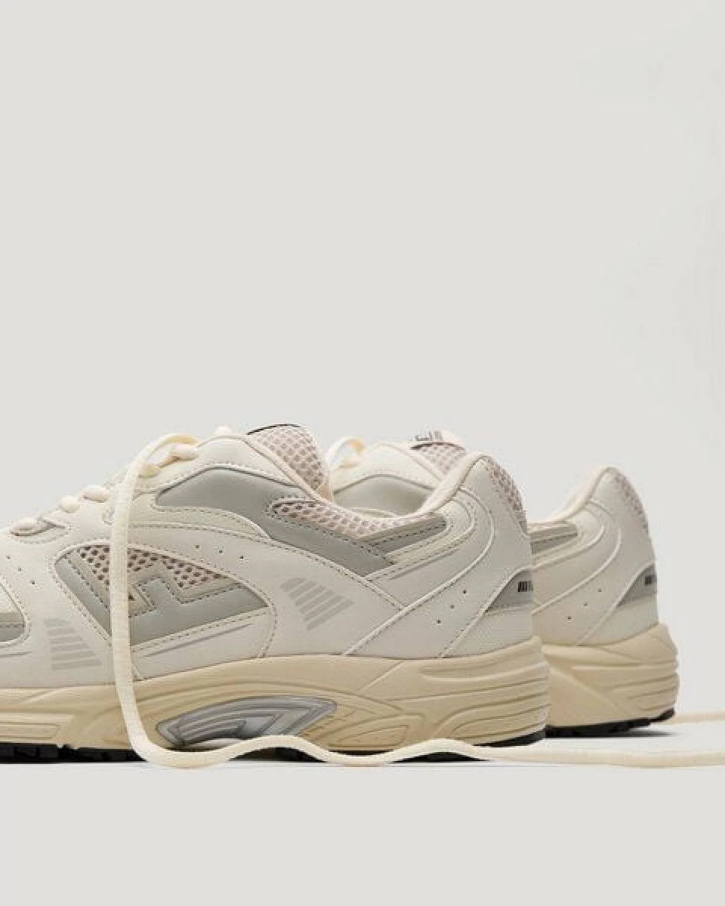 Flamingos' Life Sneaker - Wairoa Gesso – Ansicht 3