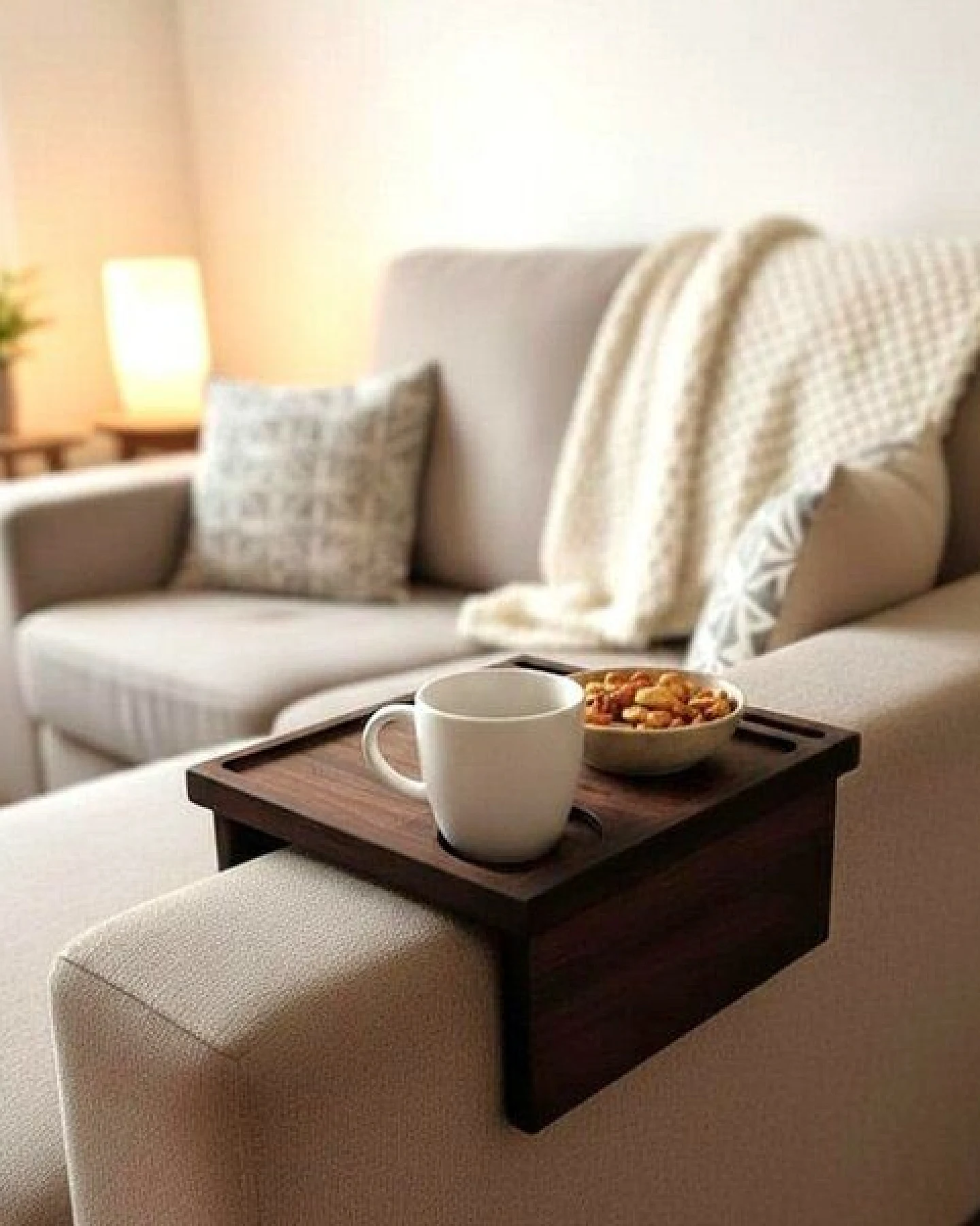 Woodkopf Sofatablett/ Couchablage Relaxa aus Massivholz Eiche – Ansicht 2
