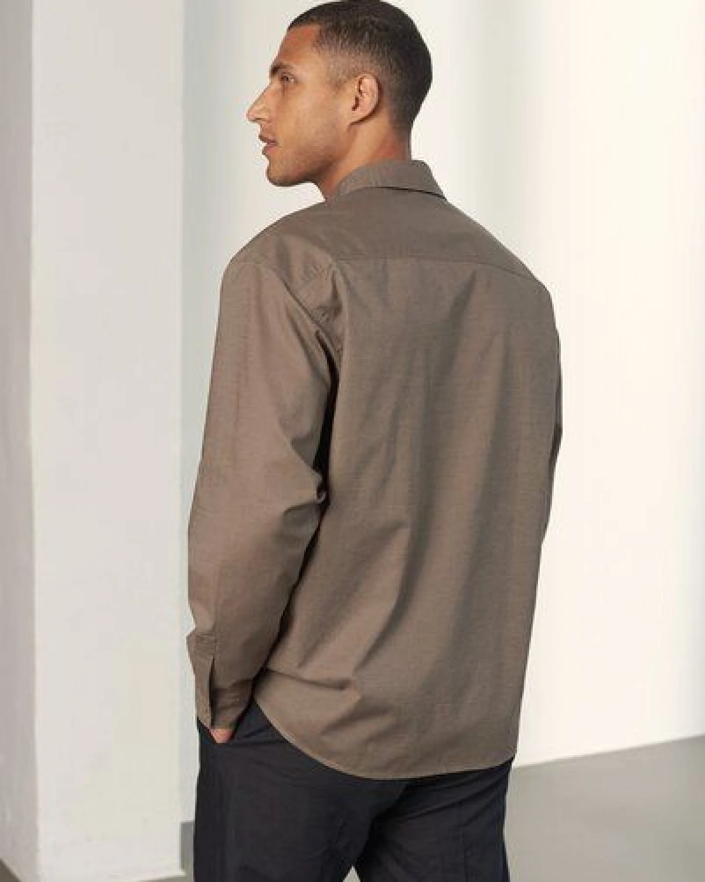 About Companions Hemd Dario aus einem Leinen-Tencel Mix – Ansicht 2