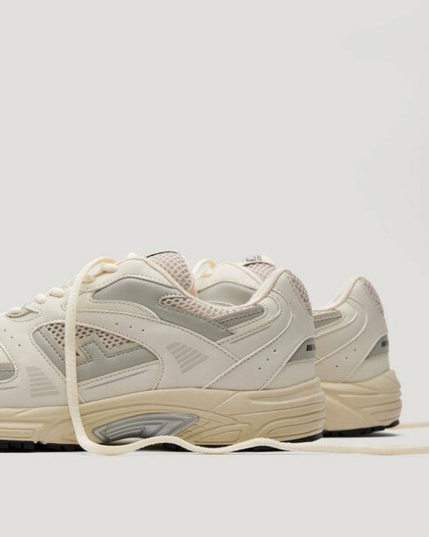 Flamingos' Life Sneaker - Wairoa Gesso – Ansicht 3