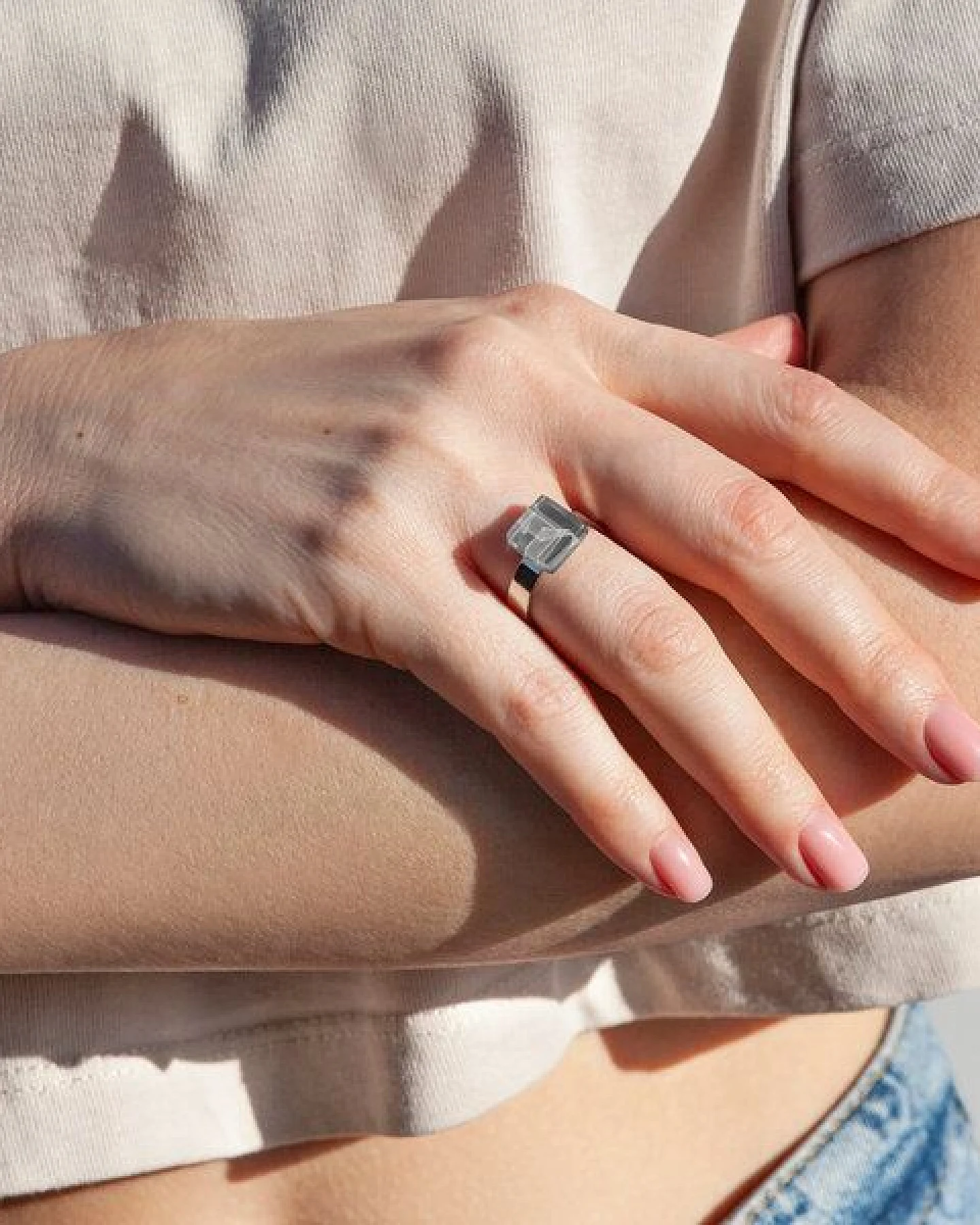 ALEXASCHA Geometrischer Ring aus Glas, mini – Ansicht 2