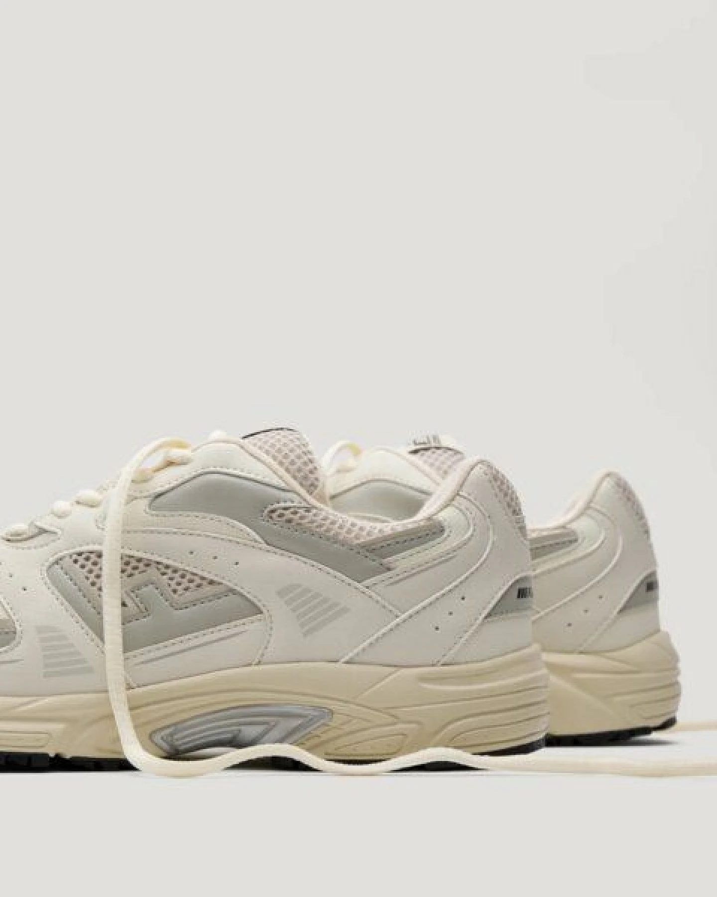 Flamingos' Life Sneaker - Wairoa Gesso – Ansicht 3