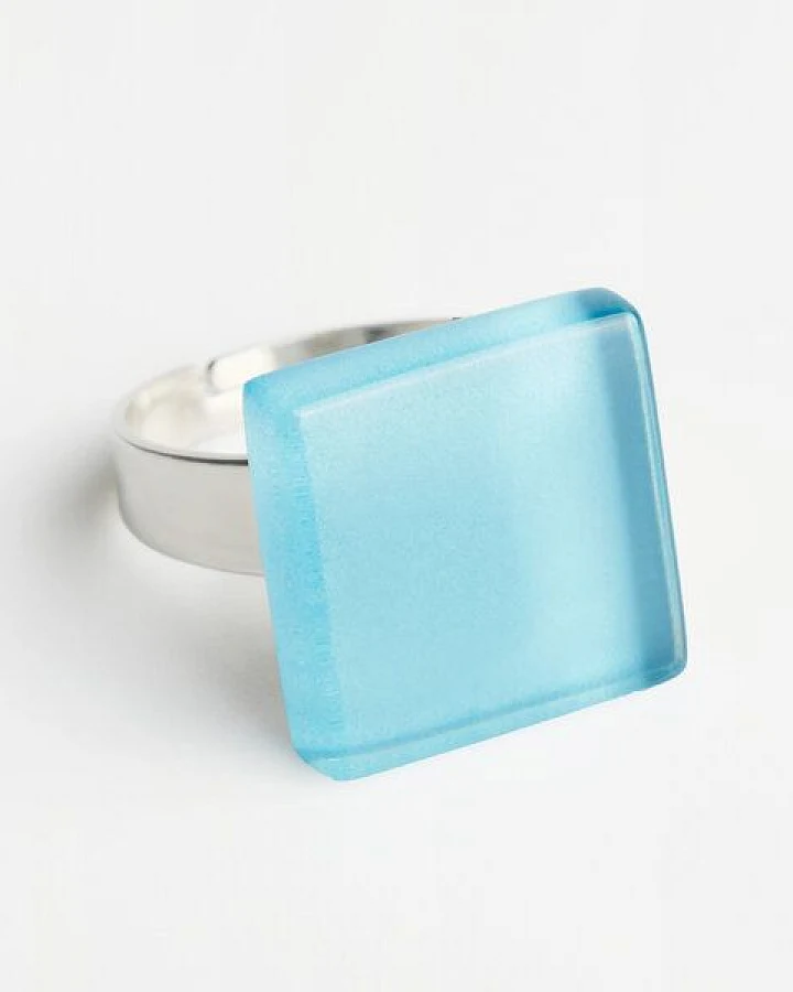 Blau