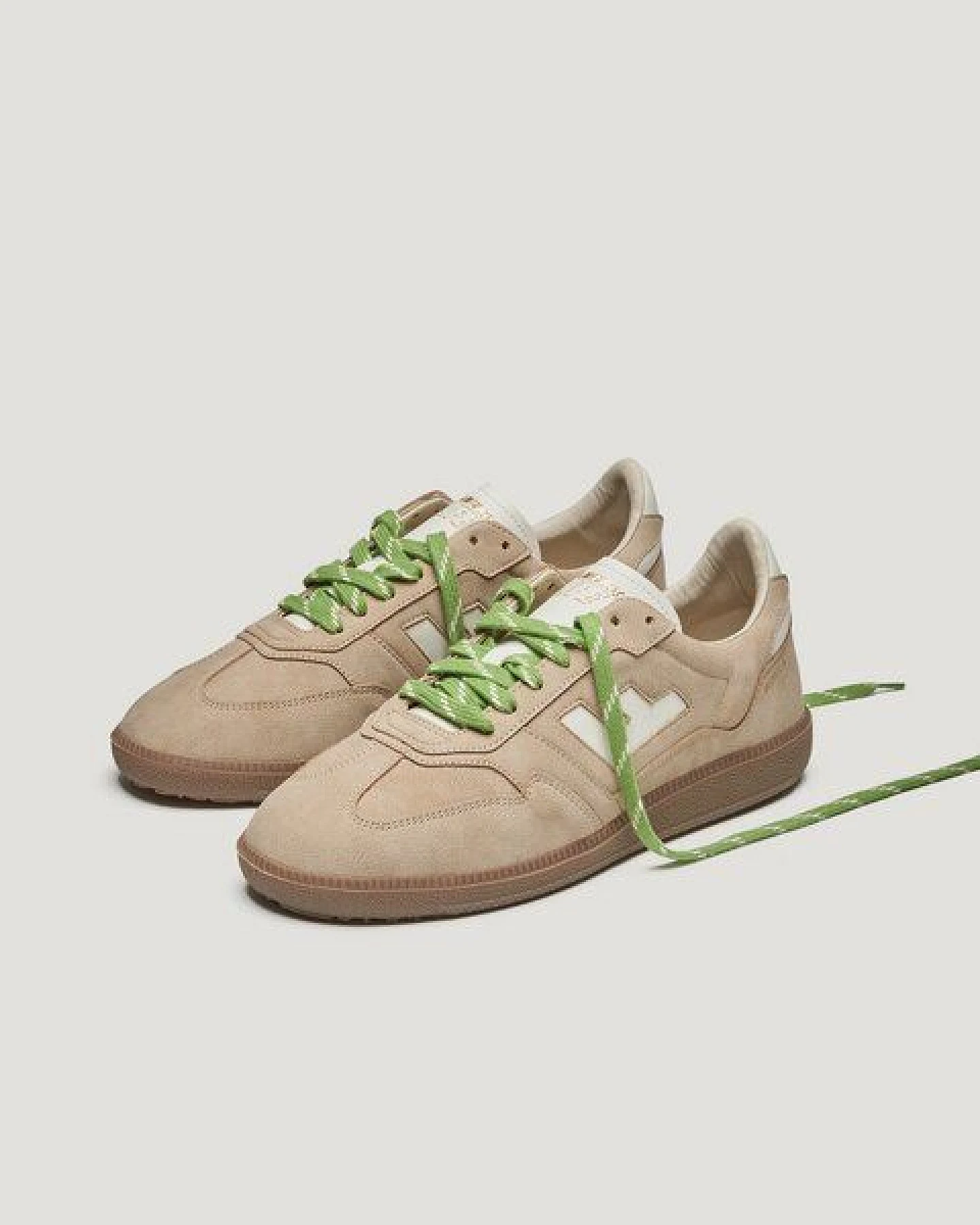 Flamingos' Life Sneaker - Burela Slim Nobuck Stone – Ansicht 2