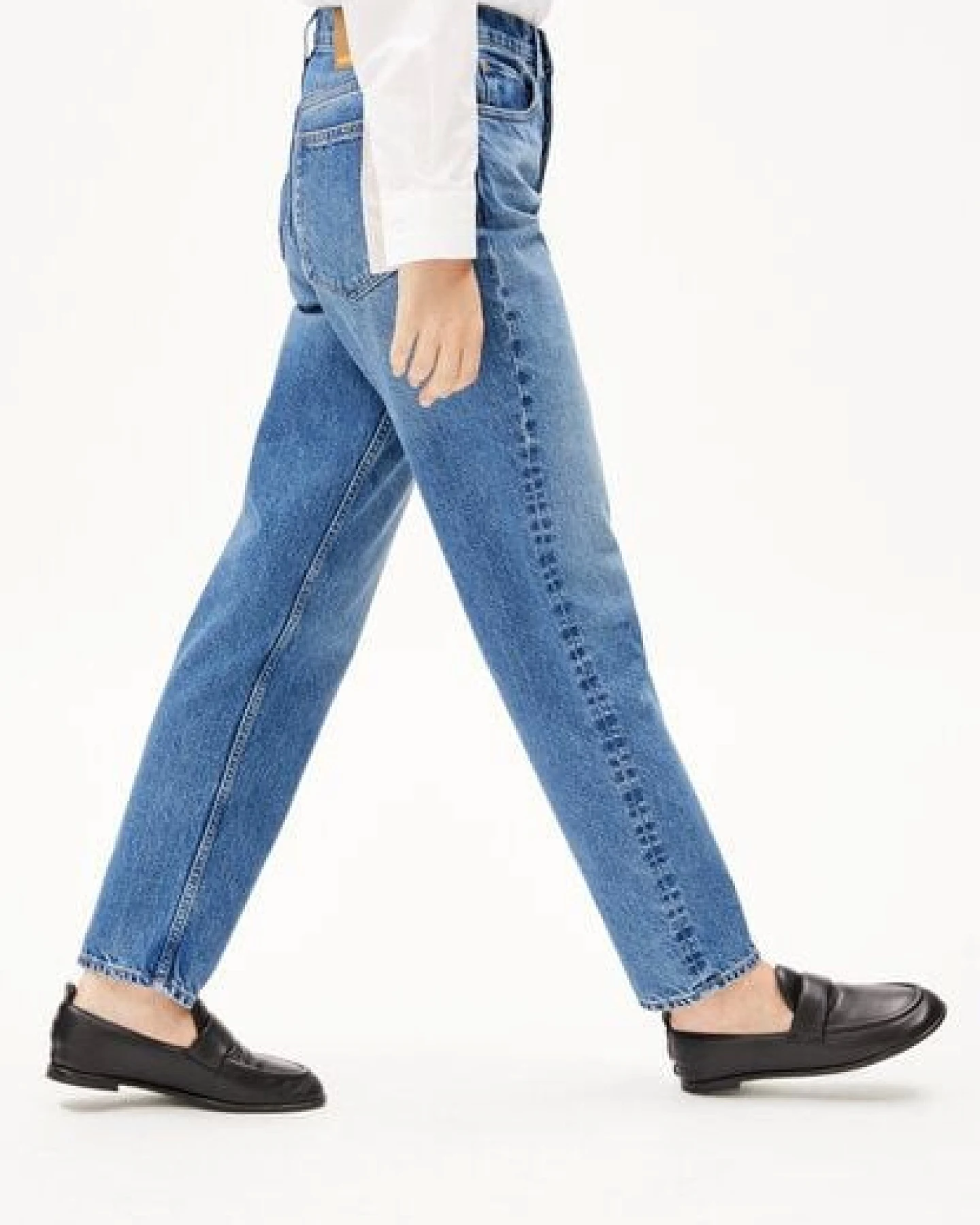 ARMEDANGELS AAIKALA Damen Straight Jeans High Waist aus recycelter Baumwolle – Ansicht 4
