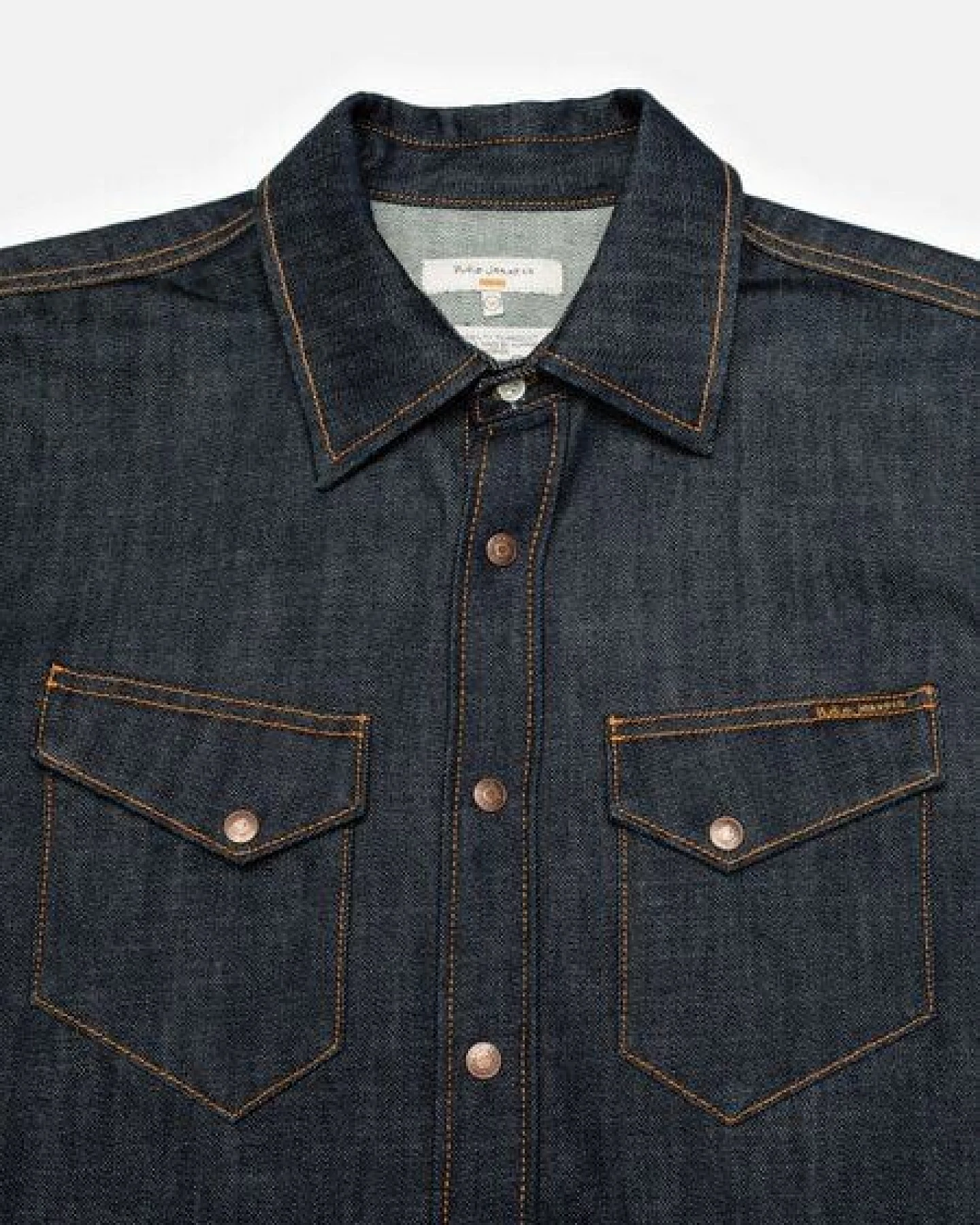 Nudie Jeans Gunnar Denim Shirt aus Biobaumwolle – Ansicht 3