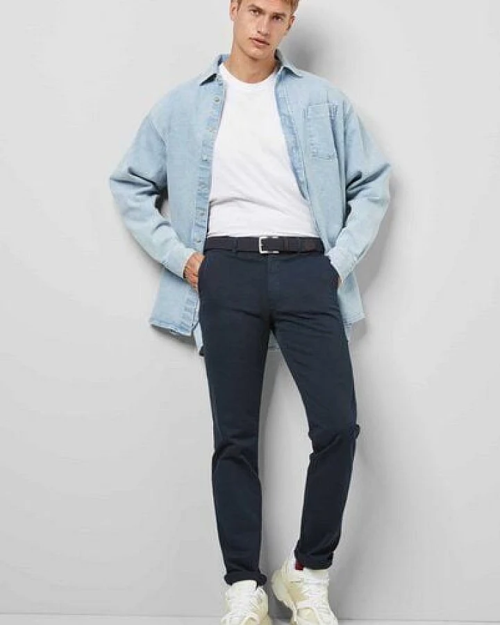 Blau