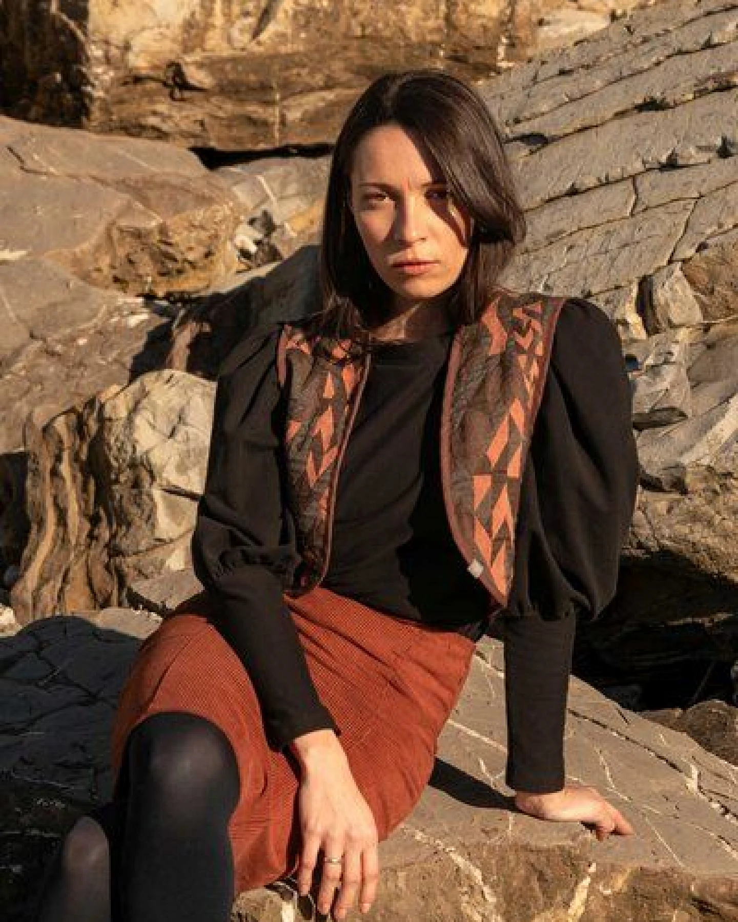 WiDDA berlin kurze Weste MIA mit Jacquard Muster zum Wenden – Ansicht 2