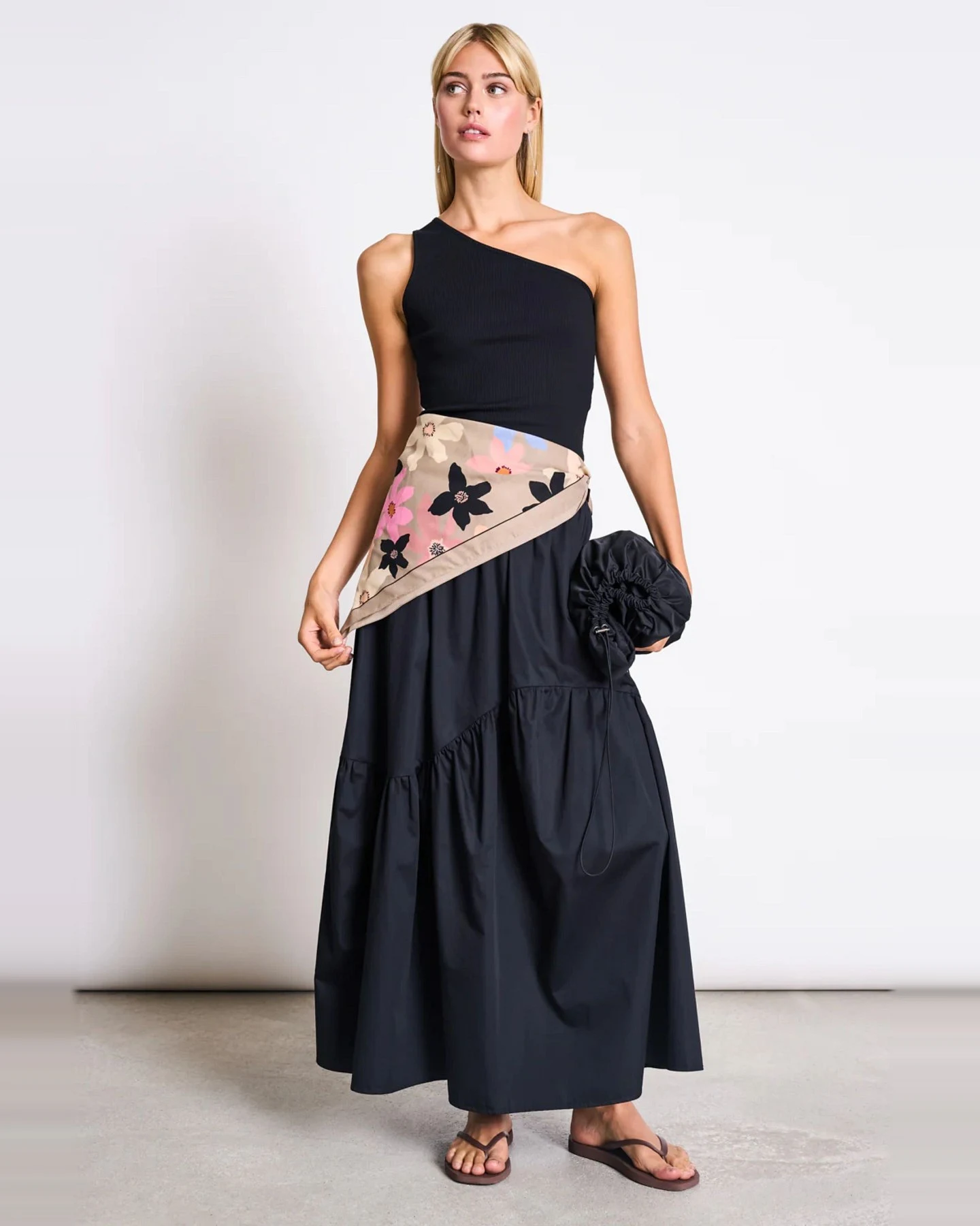 Top Tigris One Shoulder Schwarz – Ansicht 2