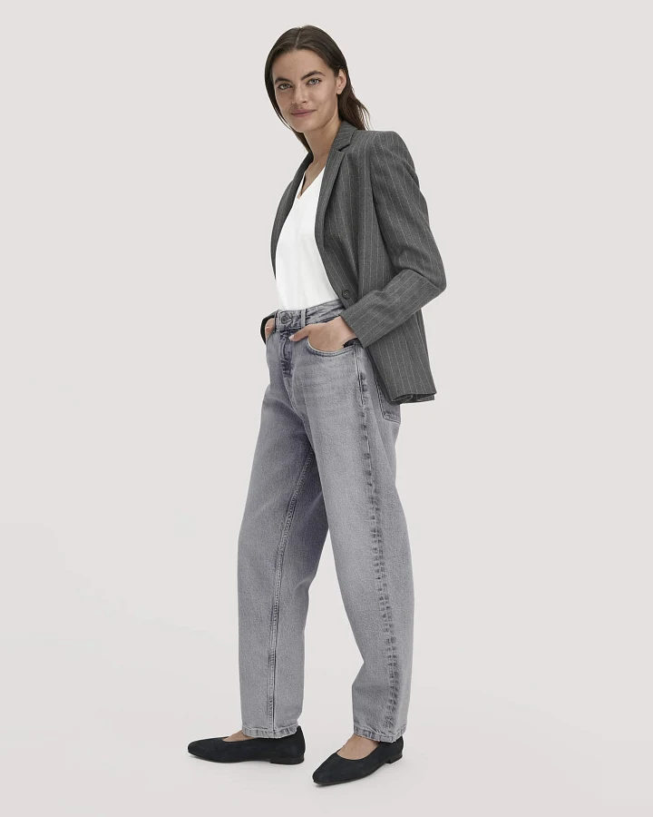 hessnatur Damen Jeans NELE Barrel Leg aus Bio-Baumwolle - grau - Größe 26/30