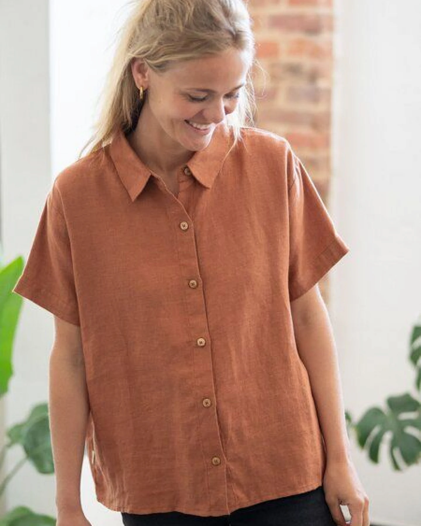FUXBAU Frauen kurzarm Leinenbluse – Ansicht 3