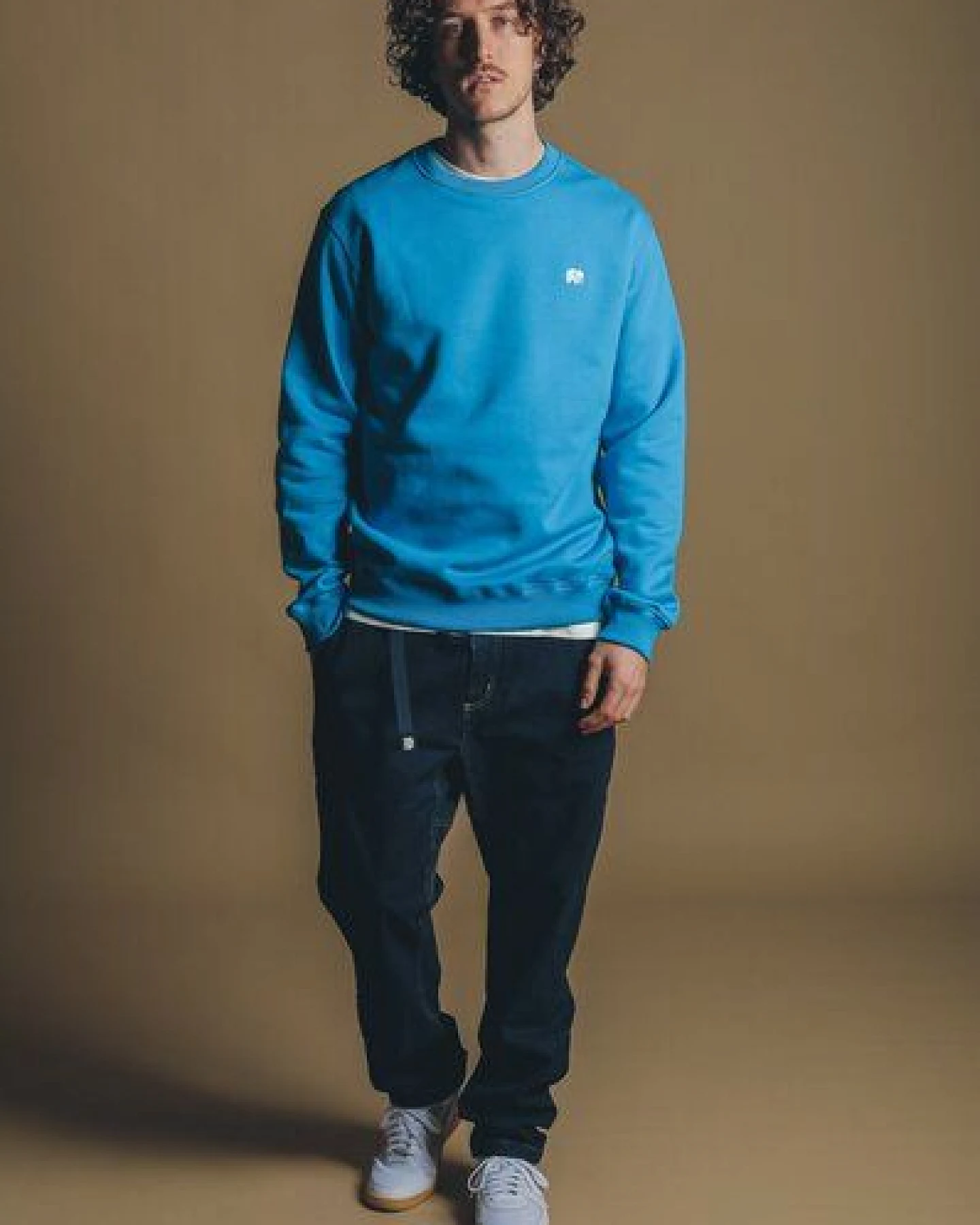 Trendsplant Essential Midweight Sweatshirt Mediterranian Blue – Ansicht 4