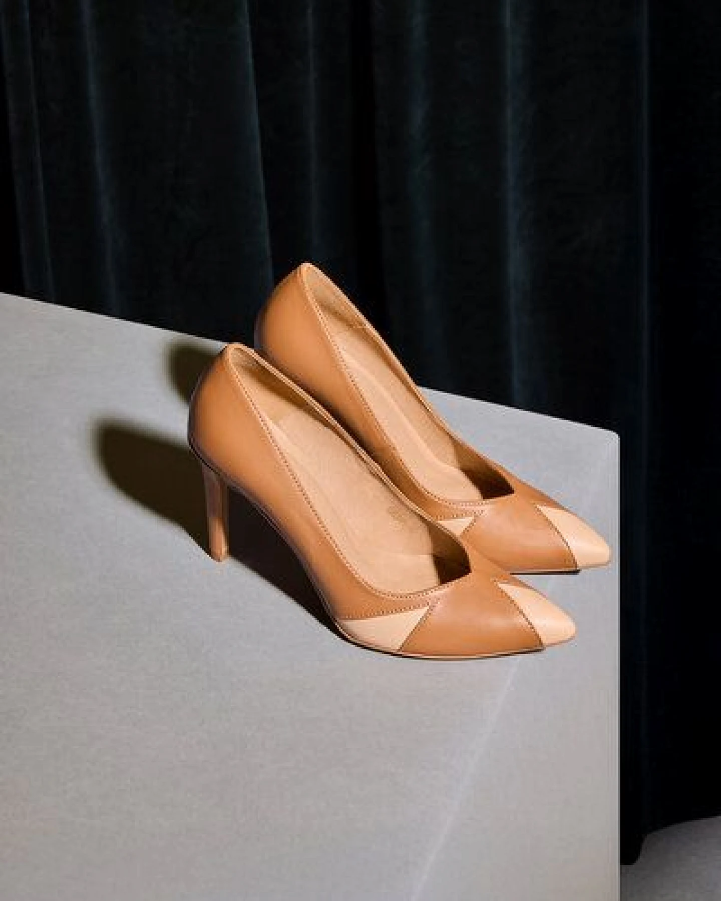AGAZI IVO caramel & almond – vegan heels made from mushroom leather – Ansicht 2
