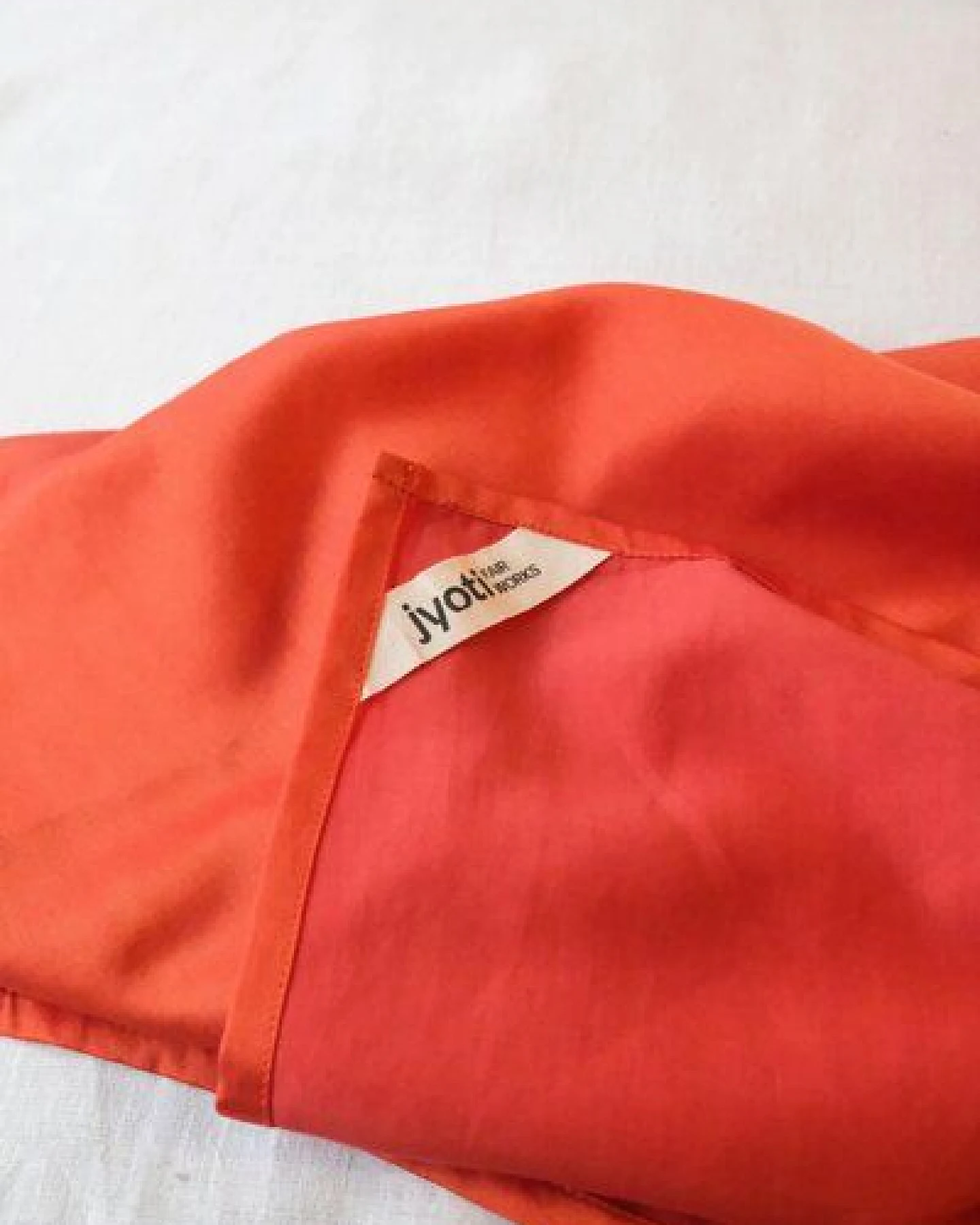 Jyoti - Fair Works Seiden-Baumwoll Bandana Dupatti – Ansicht 3