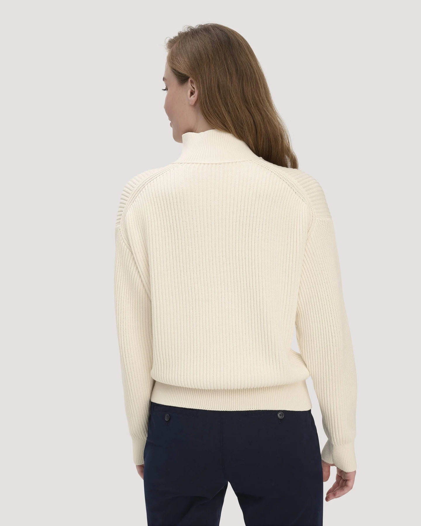 hessnatur Damen Strick Troyer Relaxed aus Bio-Baumwolle - beige - Größe S – Ansicht 3